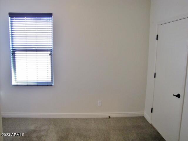 ESTATES/HOLIDAY - Residential Lease