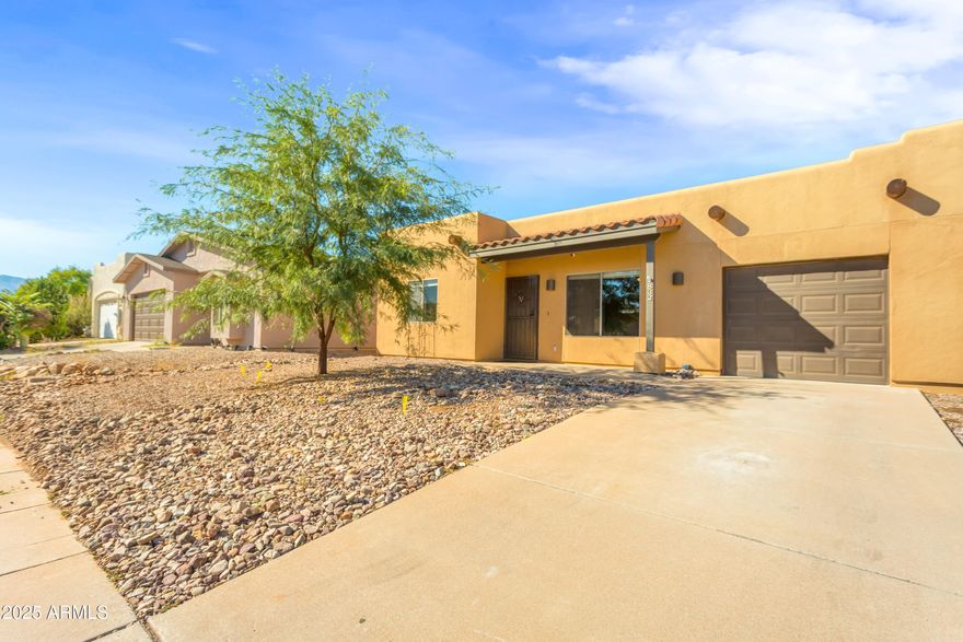 SUPER CUTE 2 bed 2 bath home with a 1 car garage. This home was updated in 2021, and showcases a beautiful kitchen, bathrooms, and flooring. The backyard has newer trees just waiting to fully develop, and a nice porch screen to allow for shaded relaxation. Located in the center of Sierra Vista, come make this cozy retreat your new home!