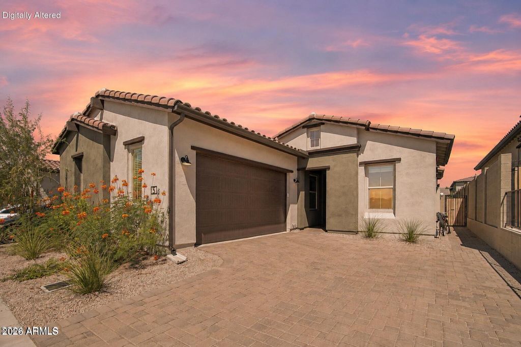 Photo of 38500 N School House Road #5, Cave Creek, AZ 85331 (MLS # 7019655)
