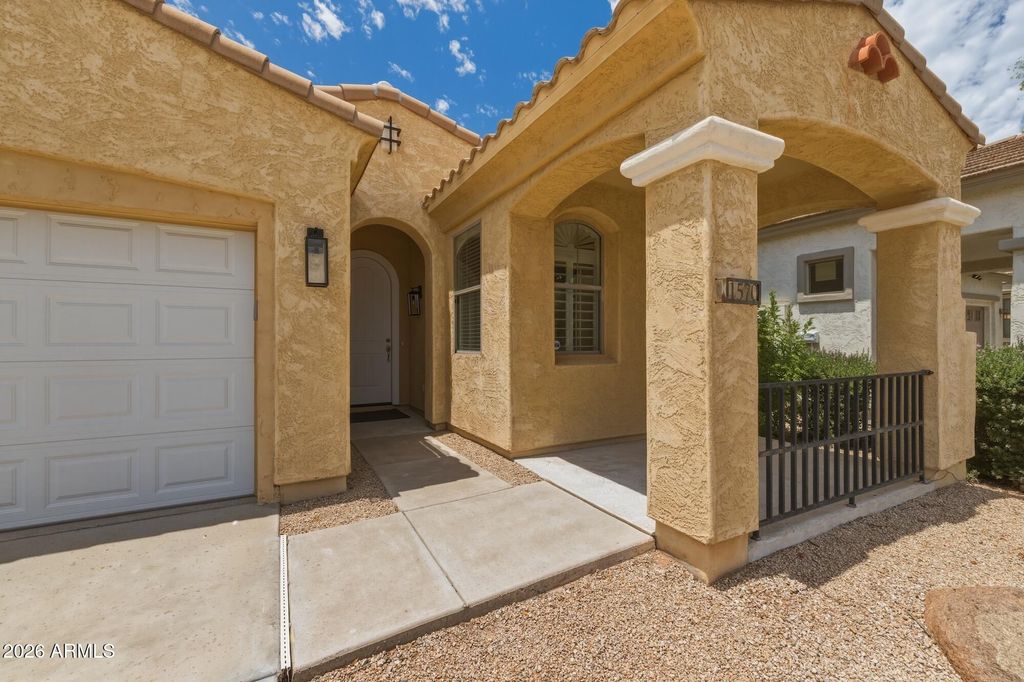 Photo of 1570 S Chaparral Boulevard, Gilbert, AZ 85296 (MLS # 7027469)