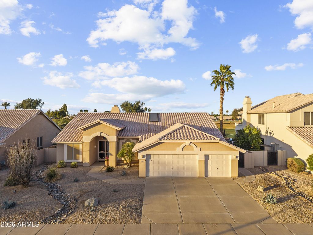 Photo of 13360 W Cypress Street N, Goodyear, AZ 85395 (MLS # 6986848)