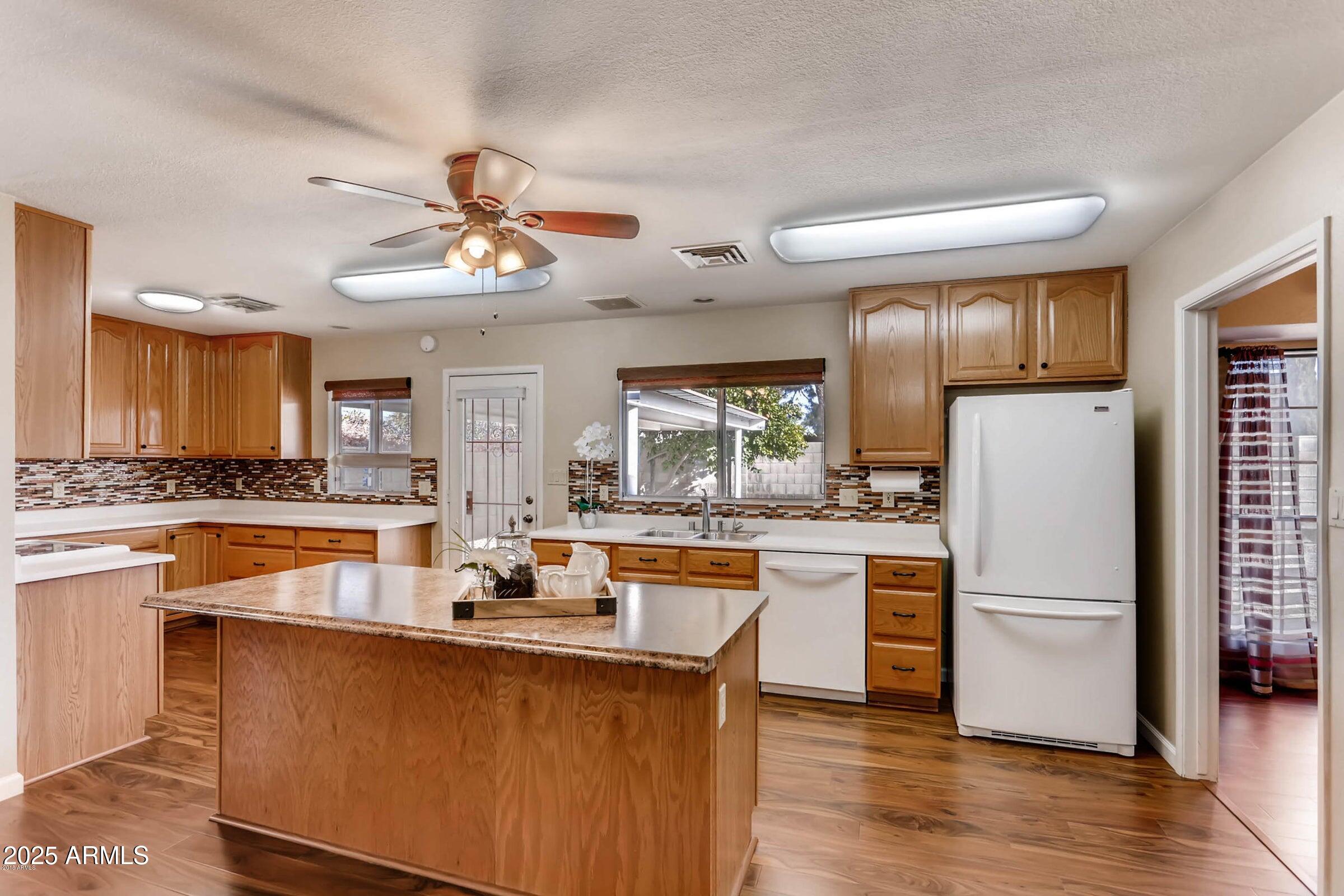 Homes for Sale in Queen Creek Arizona 3 6434 W CORTEZ Street