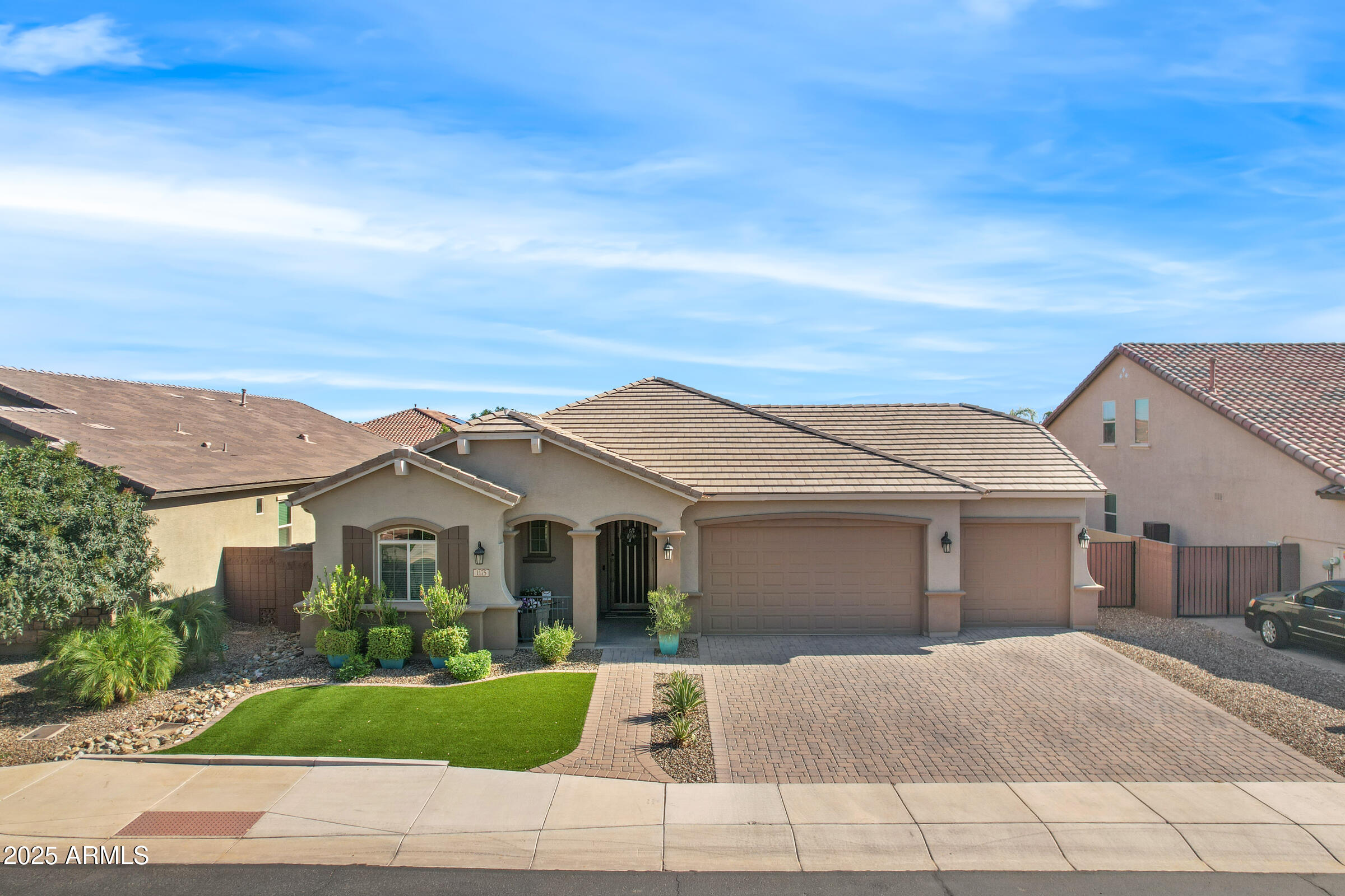 1175 W Layland Avenue