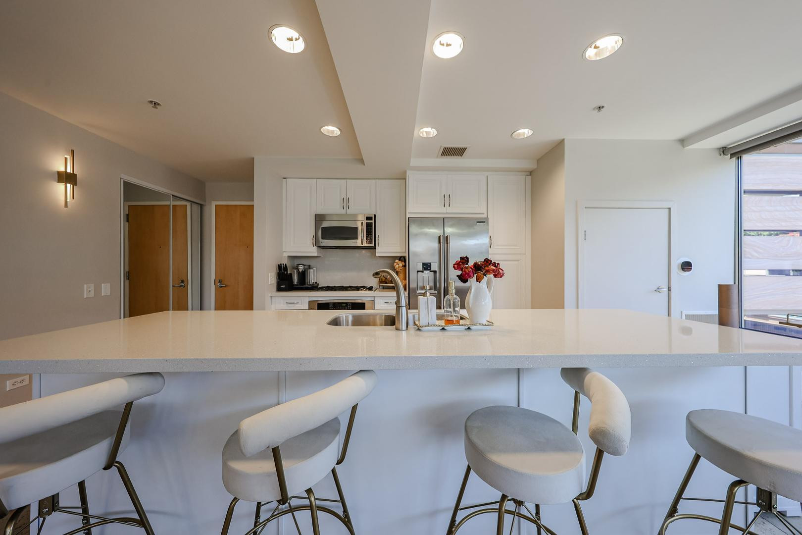 7137 E Rancho Vista Drive 5005