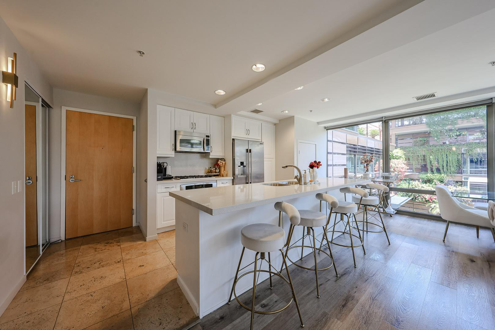 7137 E Rancho Vista Drive 5005
