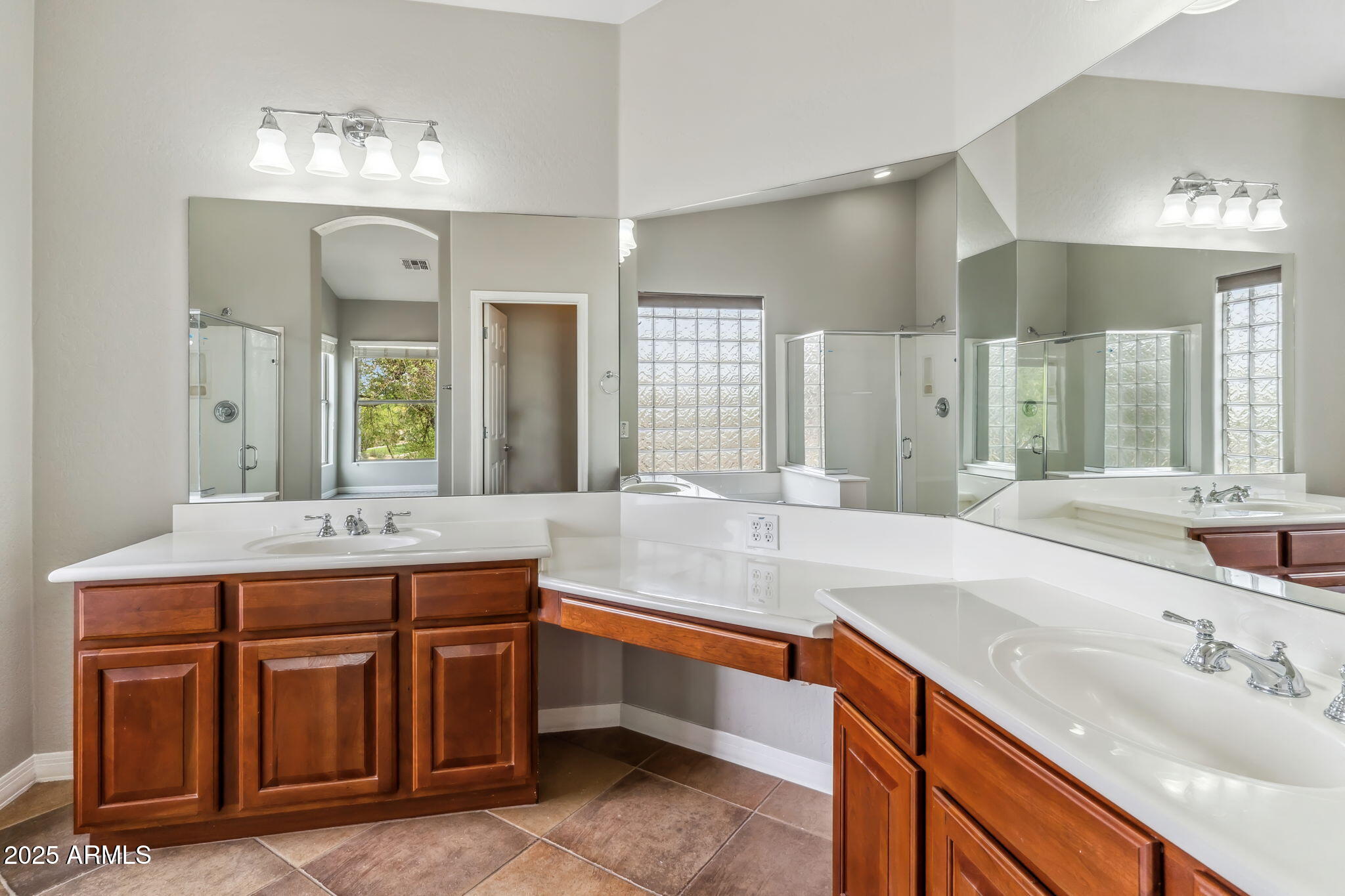 Phoenix, Arizona 85083, United States, 4 Bedrooms Bedrooms, ,3 BathroomsBathrooms,Residential,Pending,102991