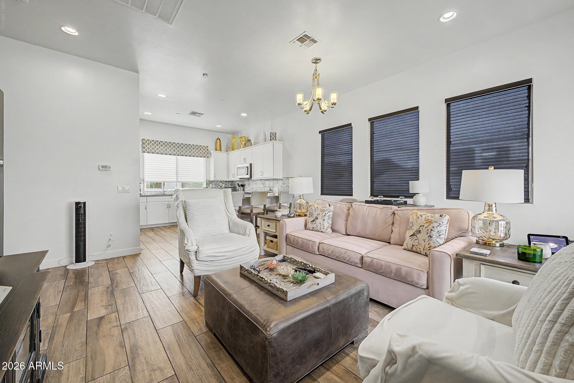 4444 N 25TH Street 18
