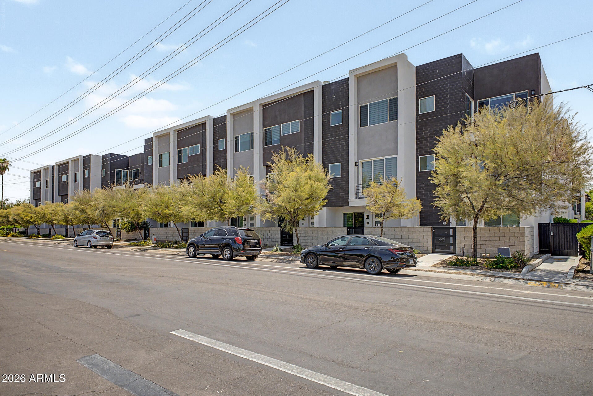 4444 N 25TH Street 18