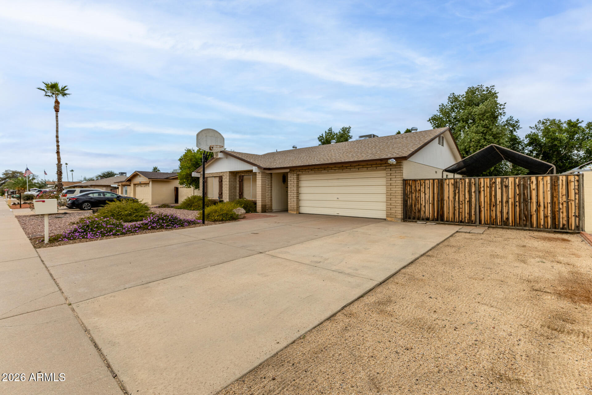 3820 W WOODRIDGE Drive