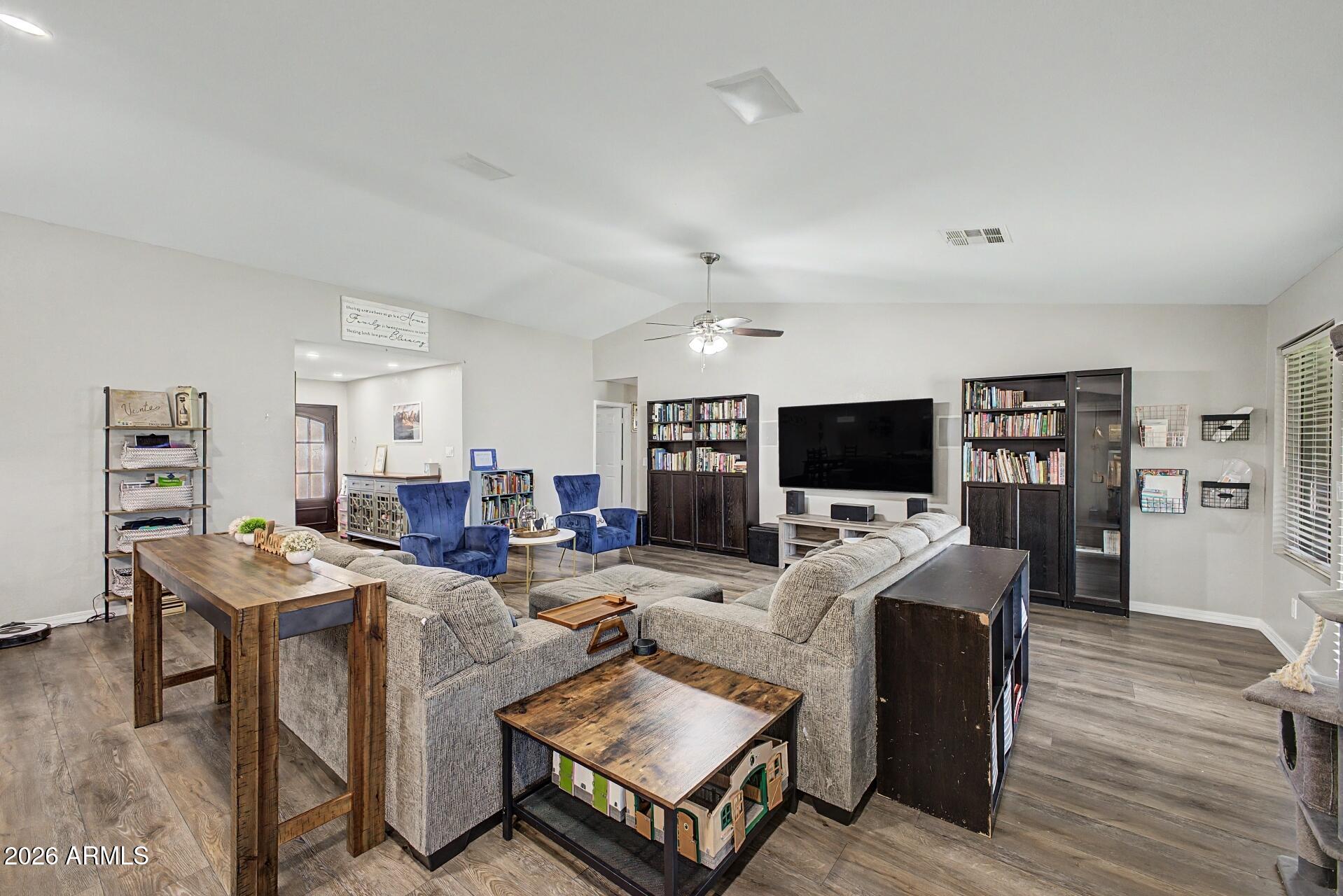 4741 E KATHLEEN Road