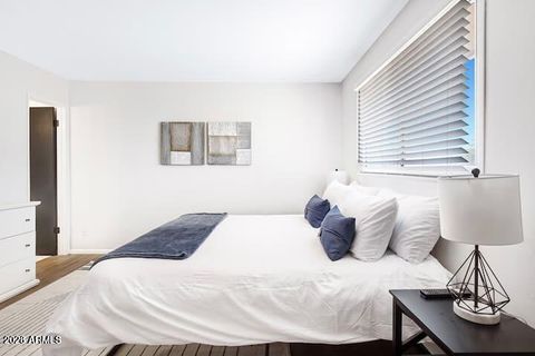 Property photo of 945 E Lilac Drive, Tempe, AZ 85288