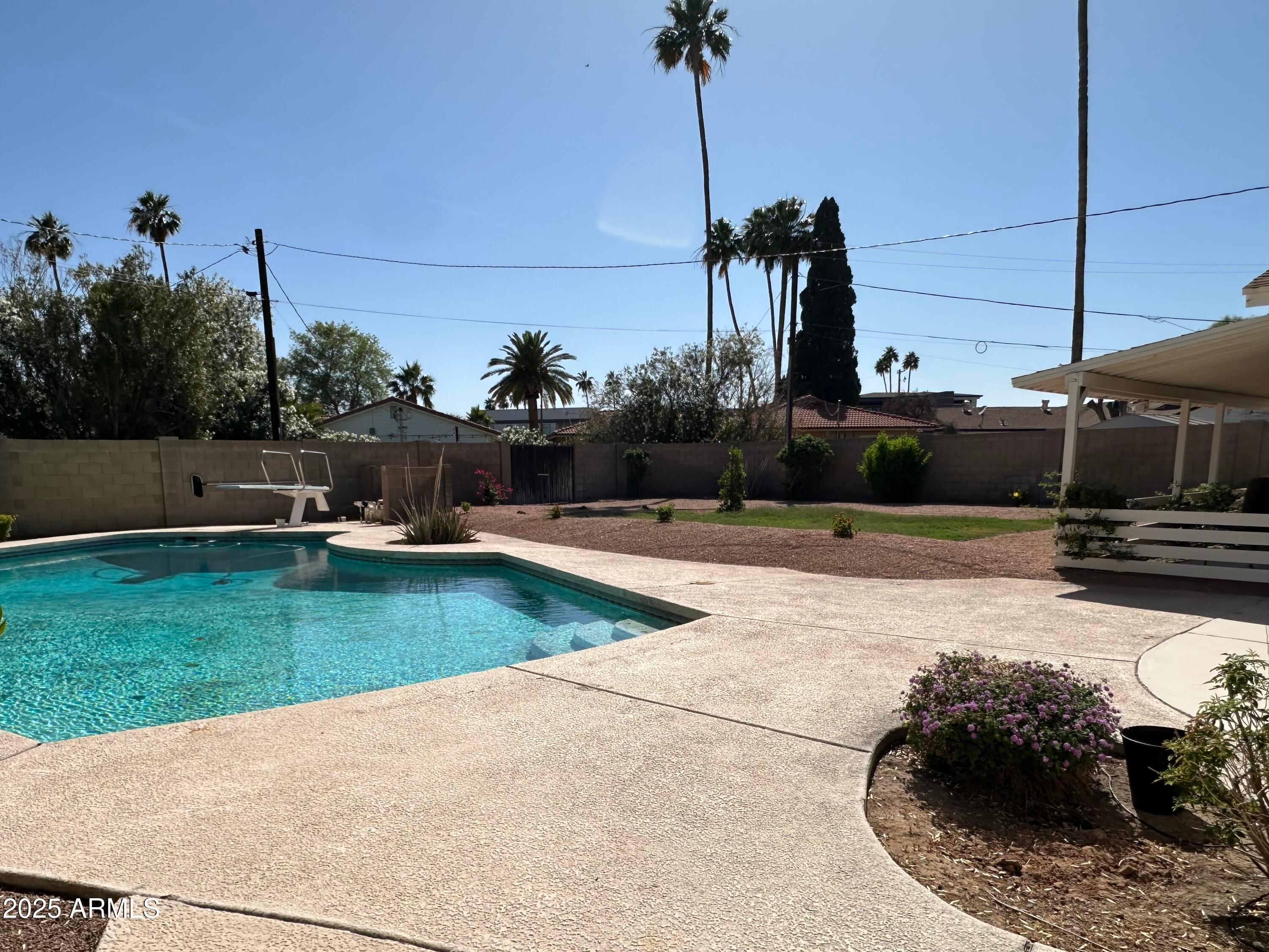 3514 N Pueblo Way