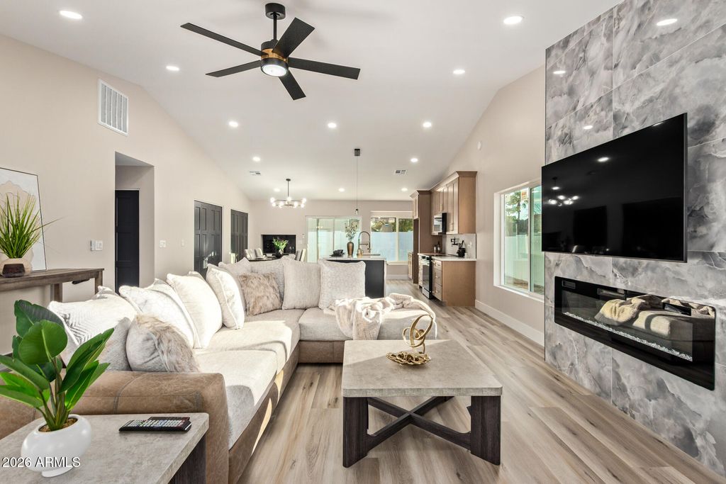 Photo of 6221 W Comet Avenue, Glendale, AZ 85302 (MLS # 6965814)