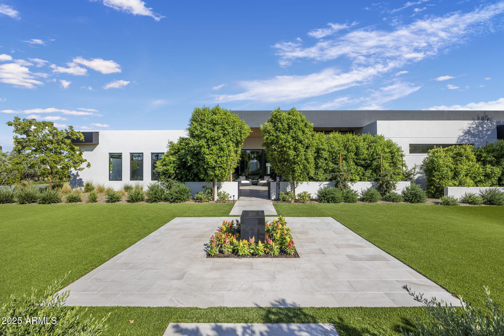 5441 E VIA BUENA Vista