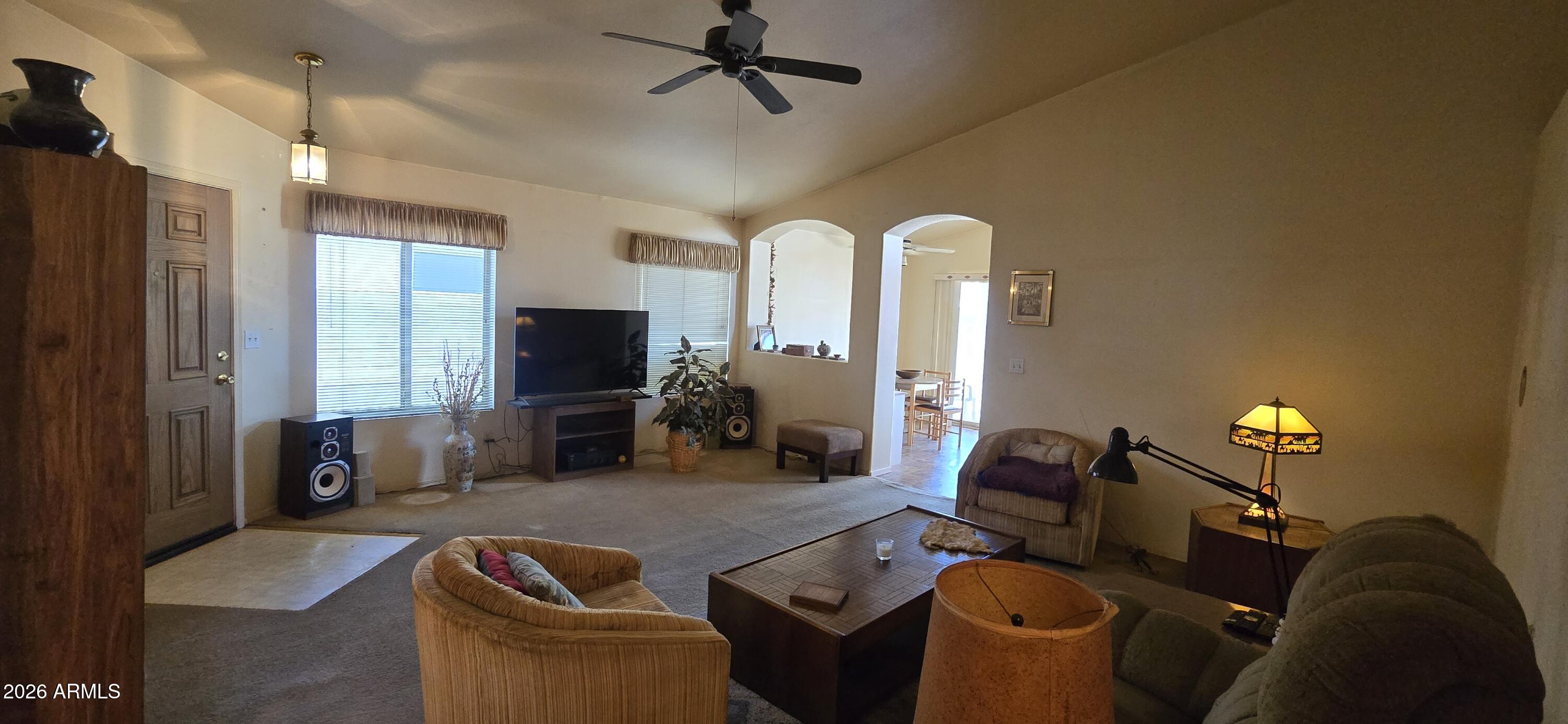 1820 E COUNTRYWALK Lane