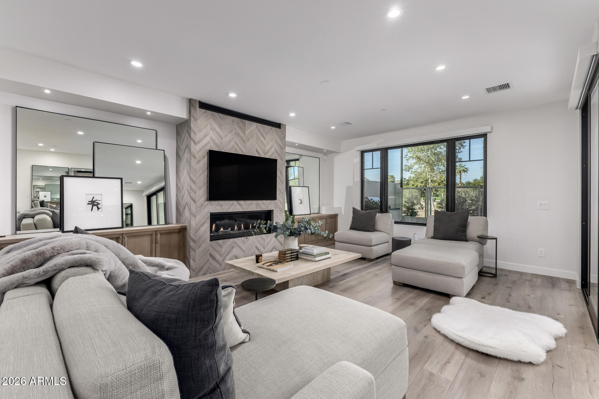 6500 E CAMELBACK Road 1010