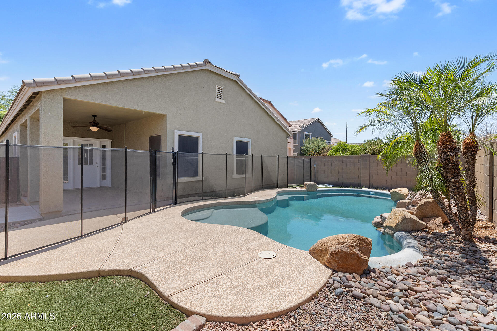 1238 W DESERT BASIN Drive
