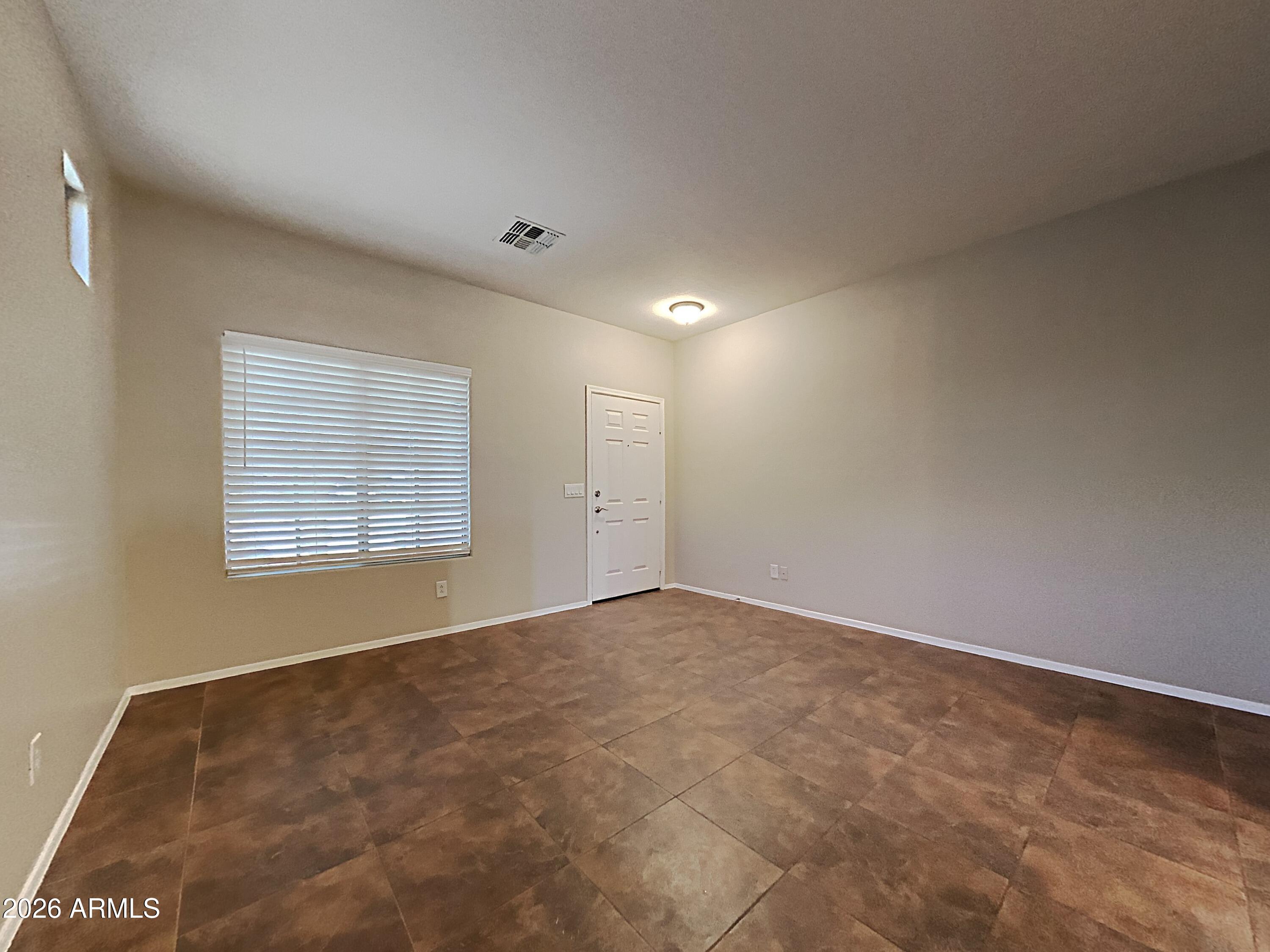 1238 W DESERT BASIN Drive