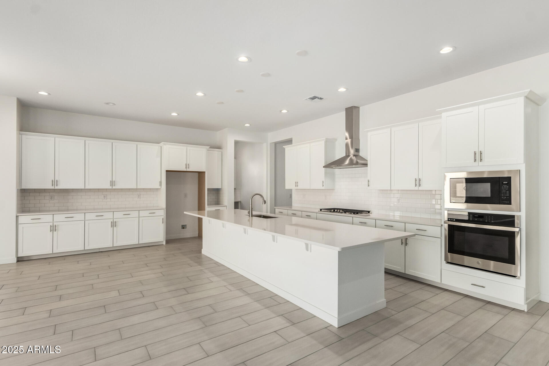 20250 W MONTEREY Way