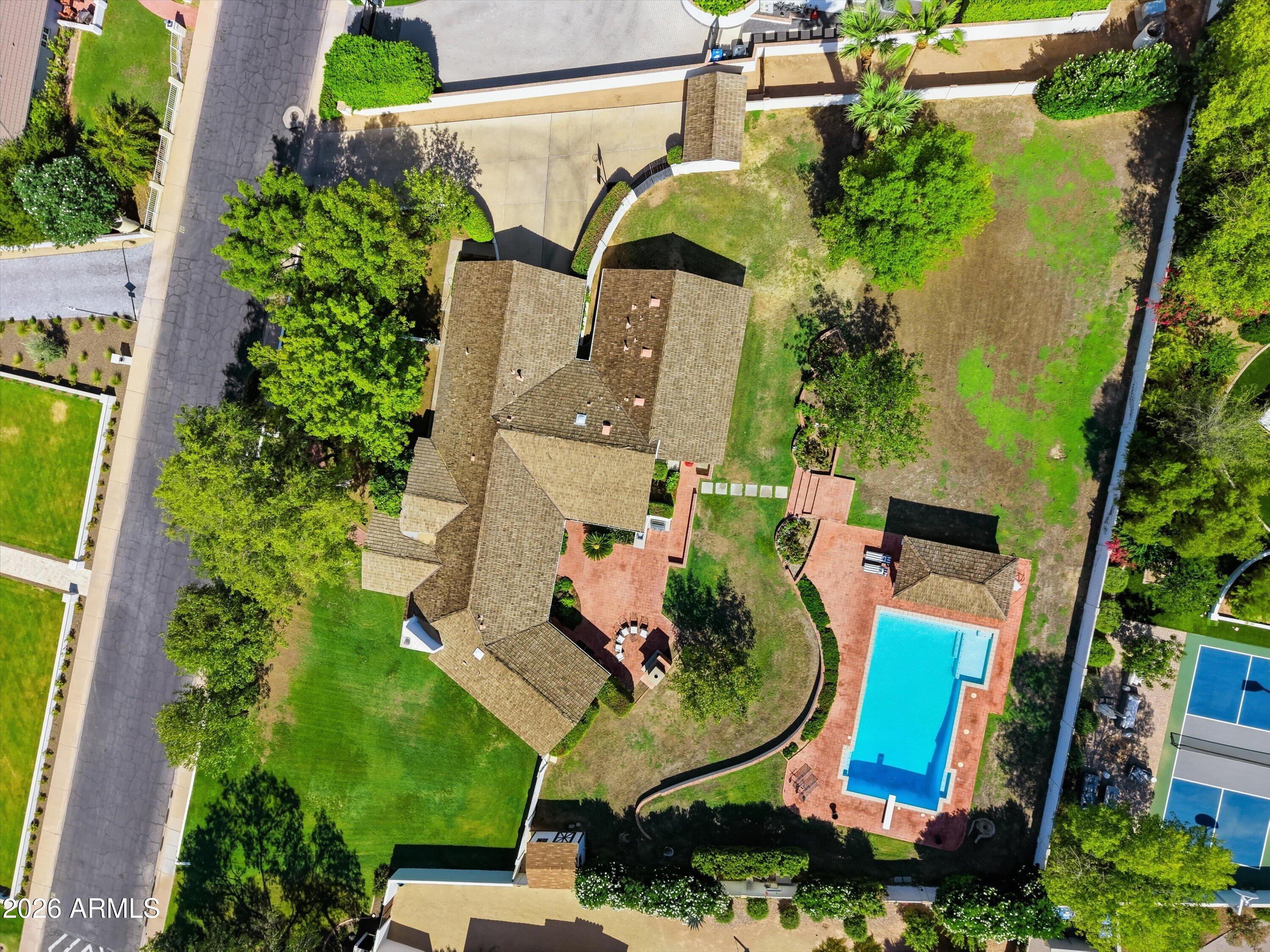 4920 E CALLE DEL MEDIO --