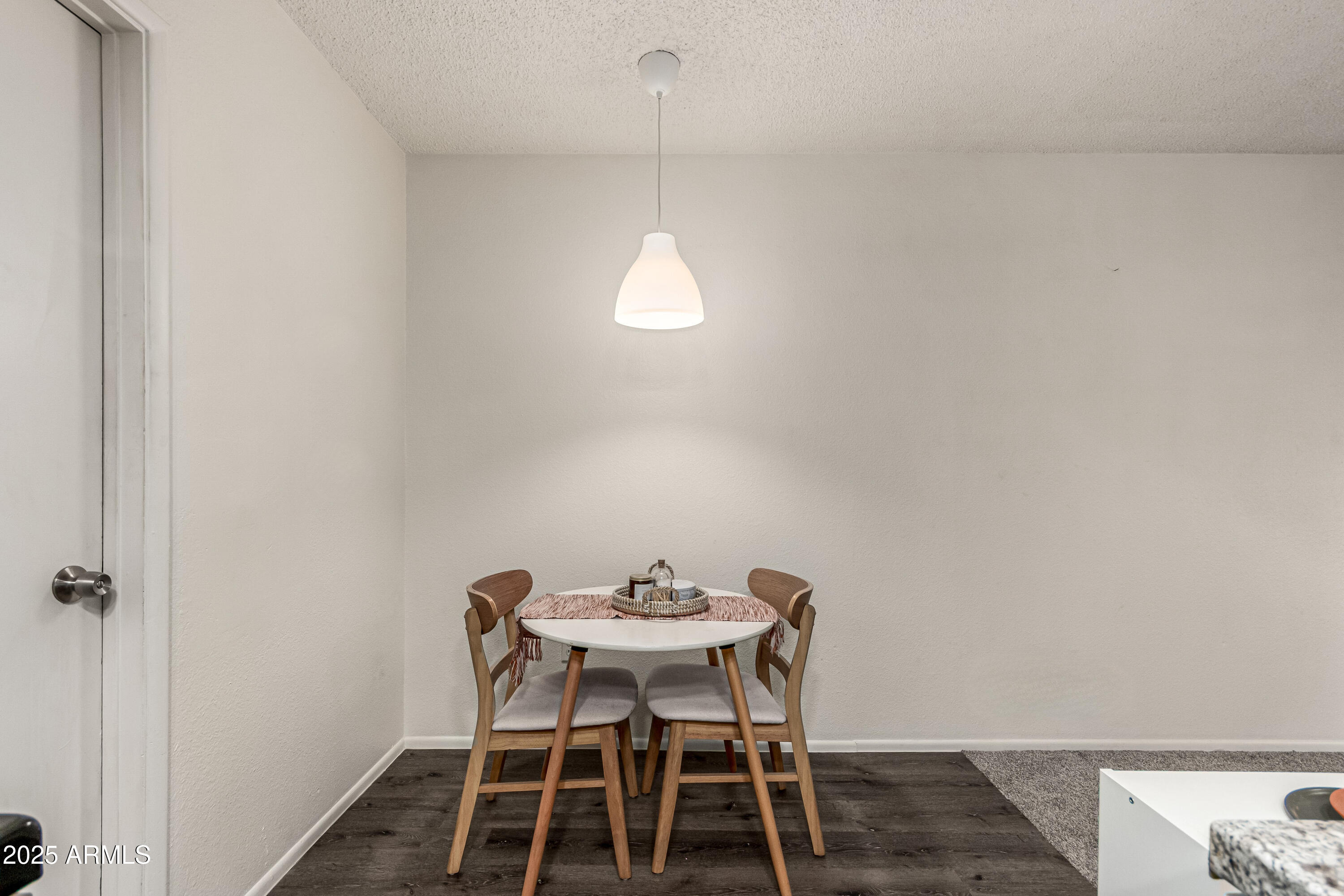 461 W HOLMES Avenue 350