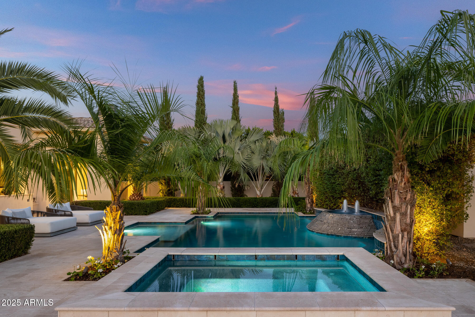 7730 N Mockingbird Lane