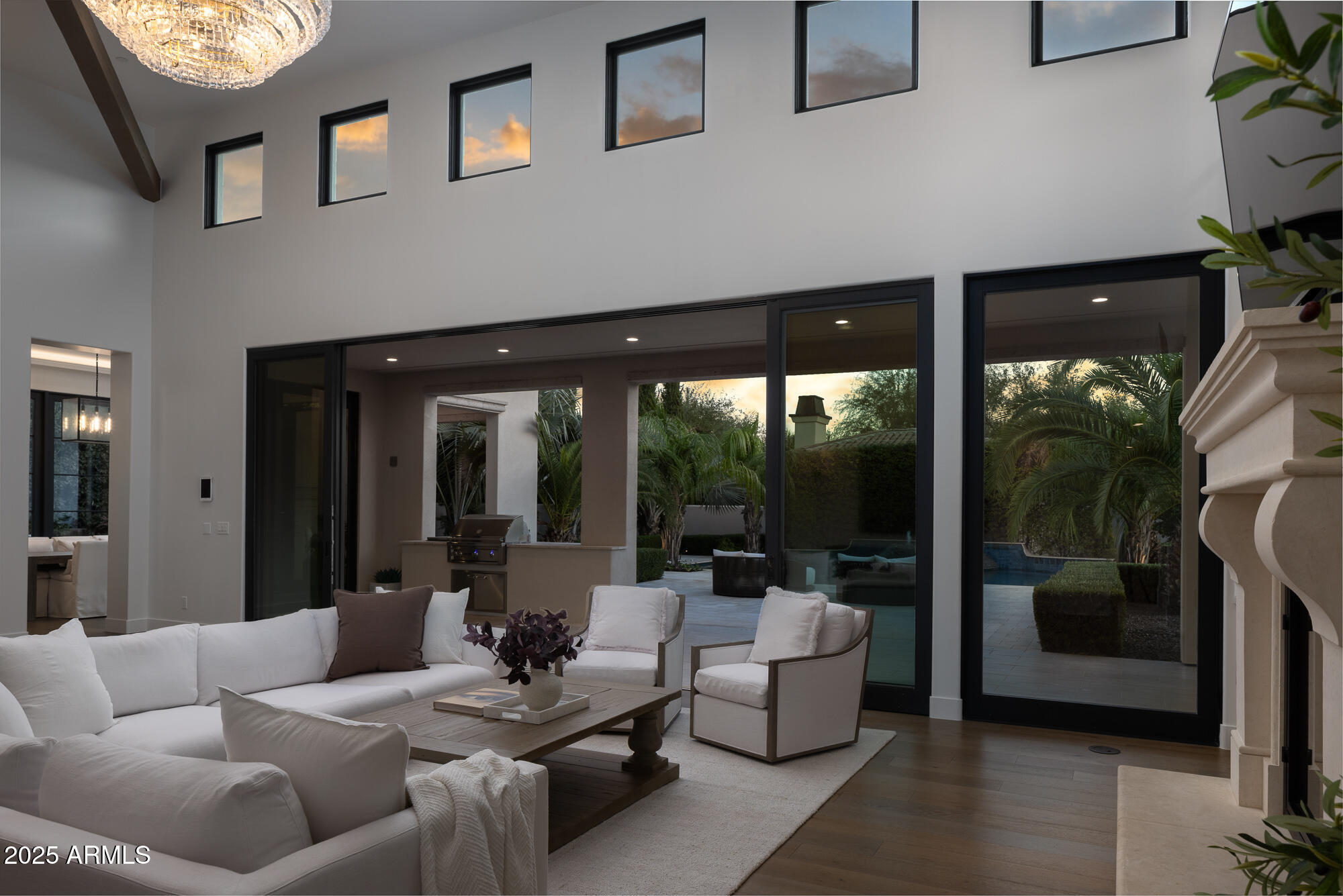 7730 N Mockingbird Lane