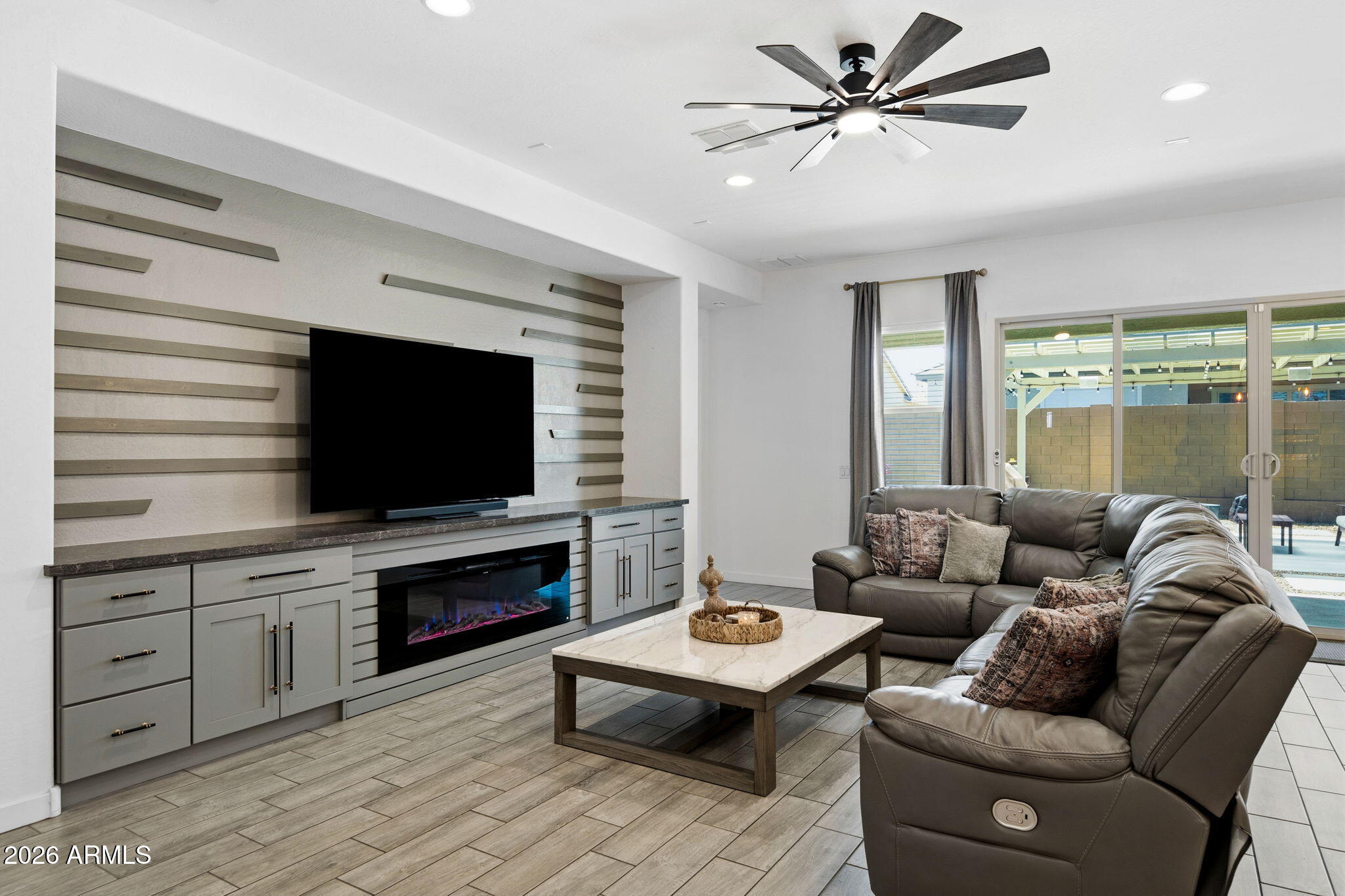 DOBBINS VILLAGE AMD - Residential