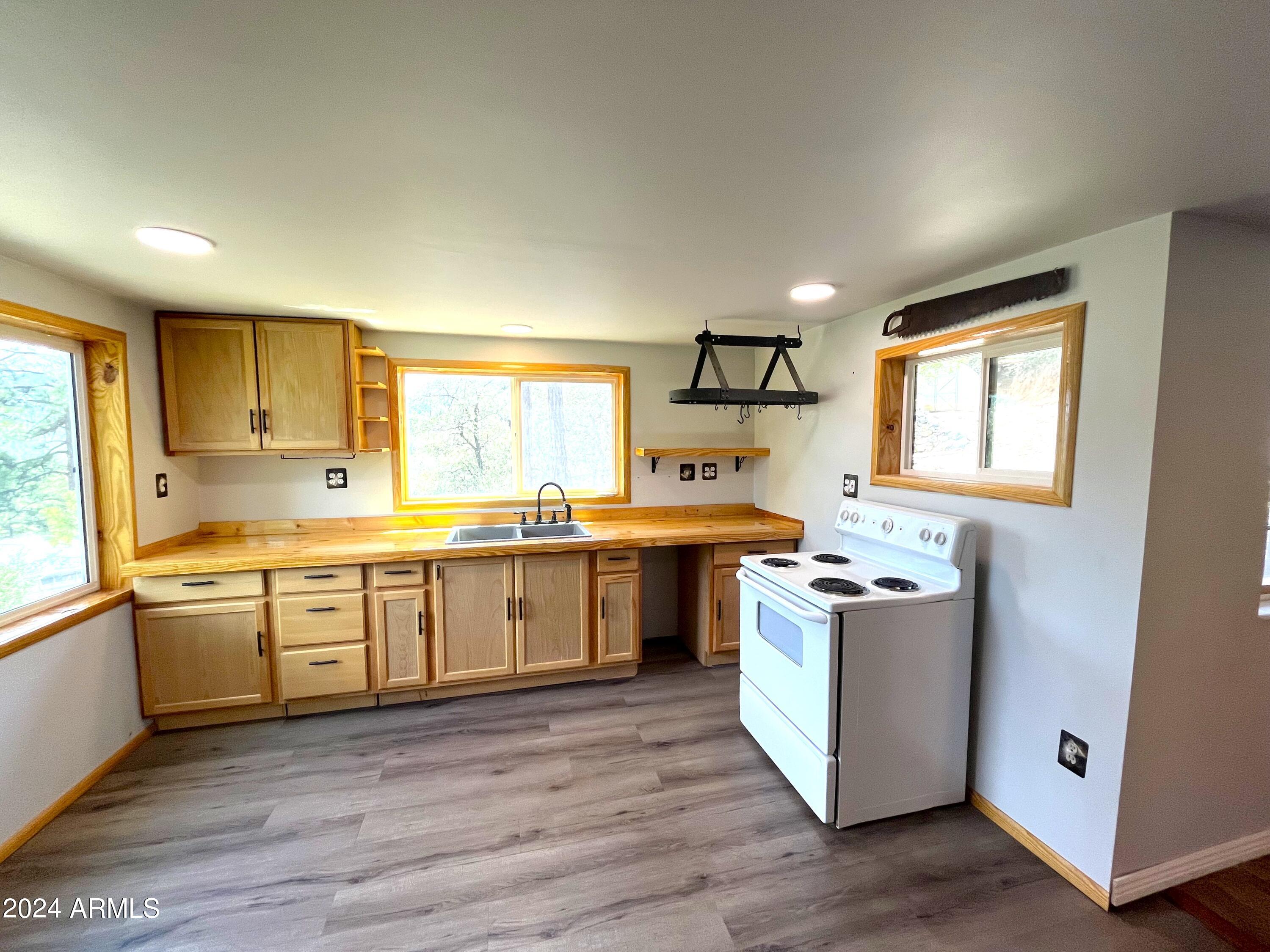 23206 S TOWERS MOUNTAIN Road