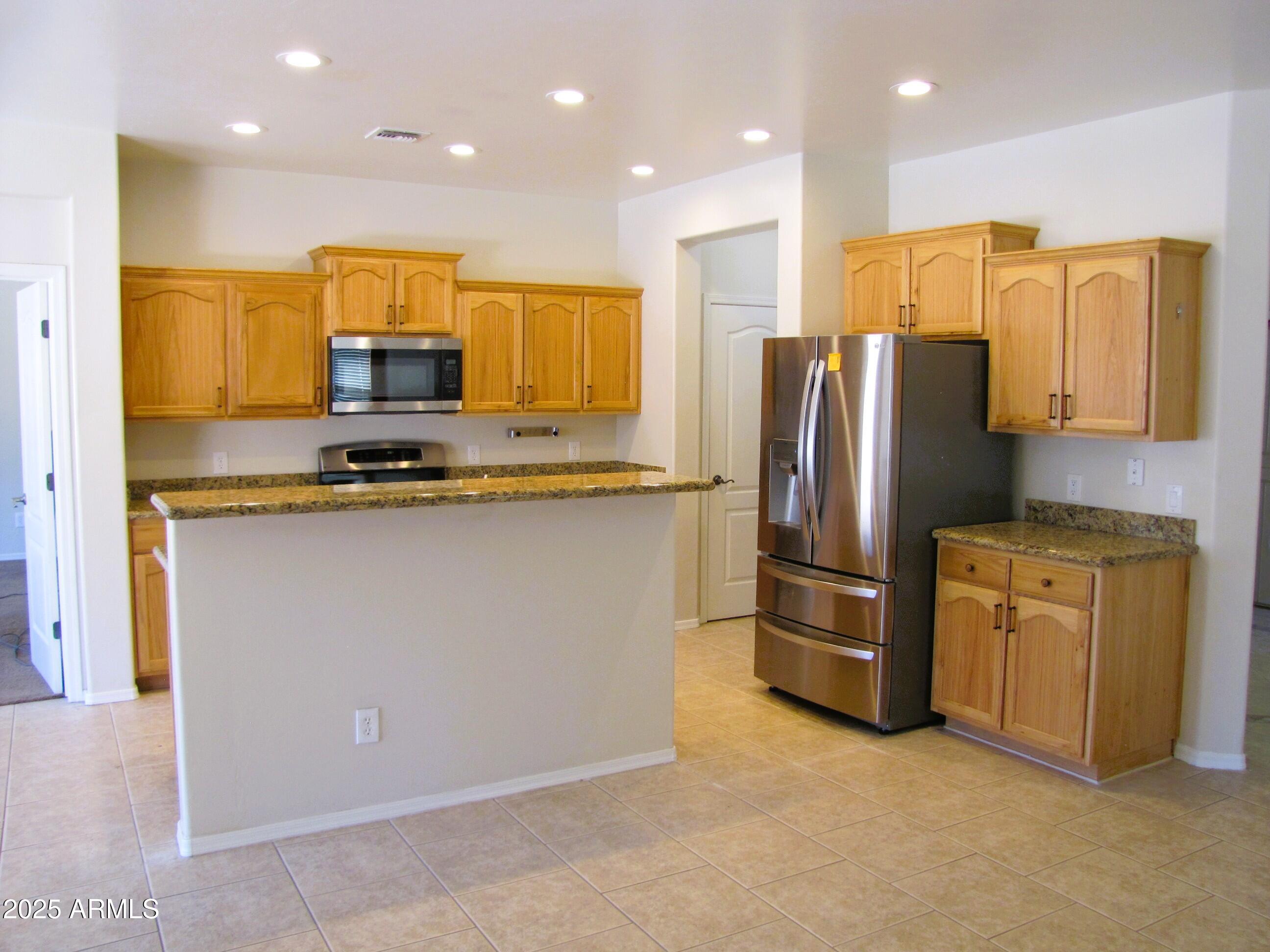CHAPARRAL VILLAGE NORTH PHASE 4 - Residential Lease