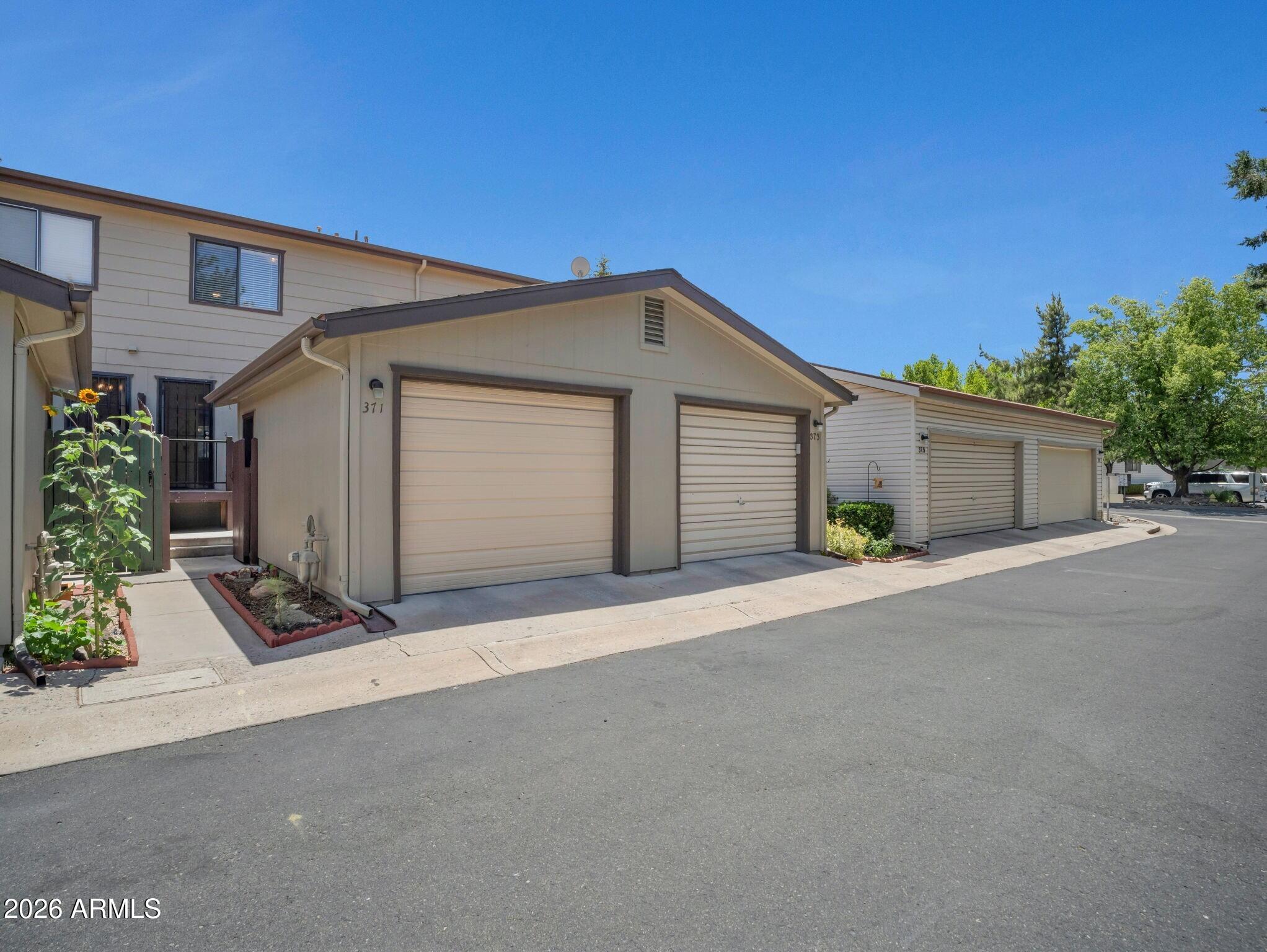 371 RIM ROCK Circle 2