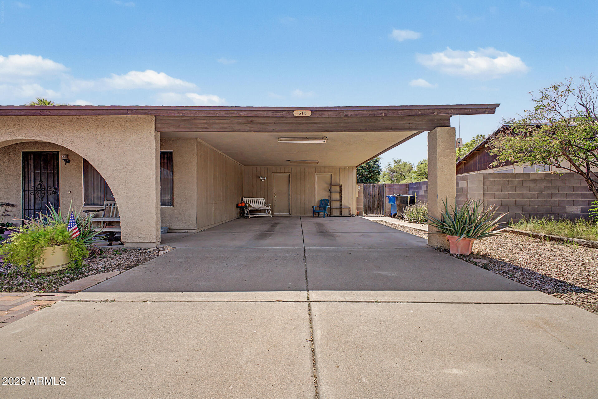 515 W GREENTREE Drive