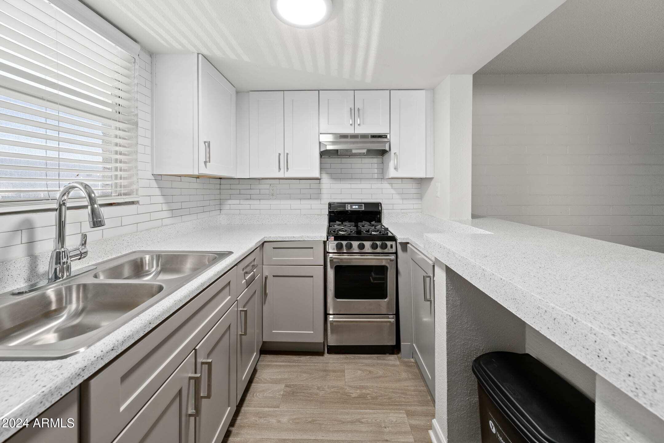 1601 W CAMELBACK Road A10AW