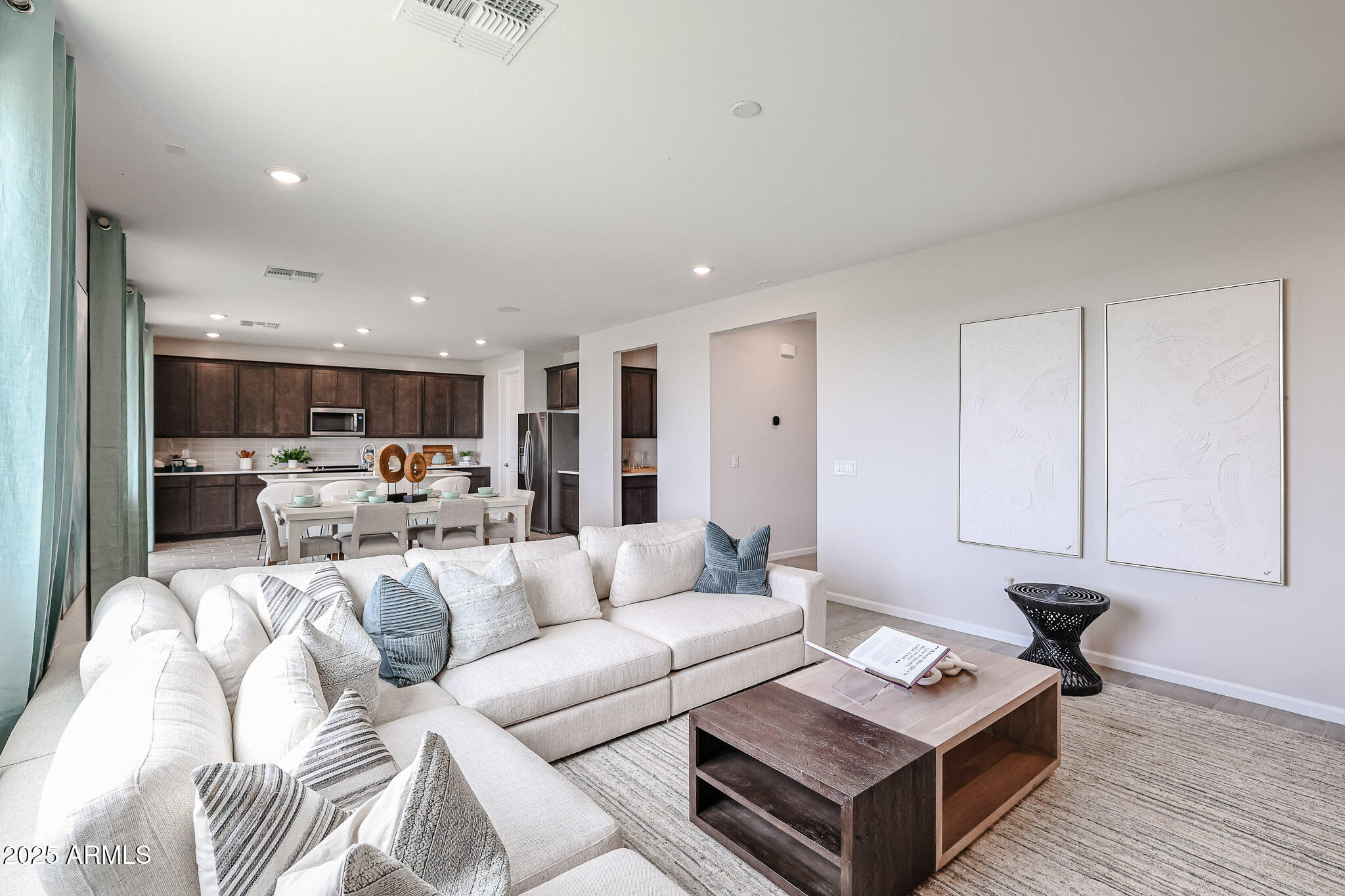 17956 W CAMINO DE ORO --