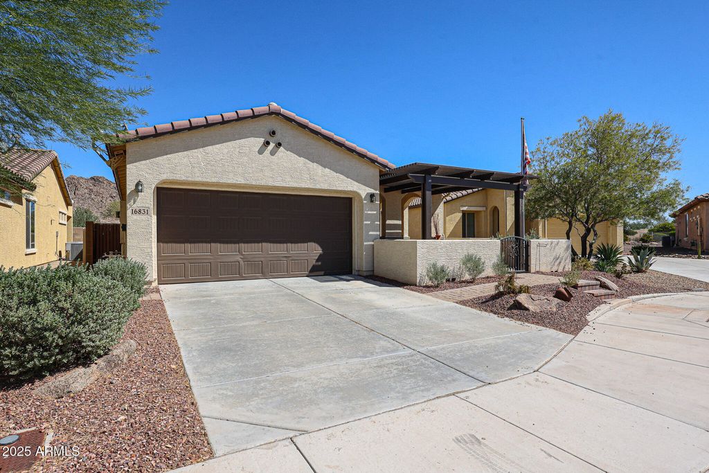 Photo of 16831 S 175th Avenue, Goodyear, AZ 85338 (MLS # 6930474)