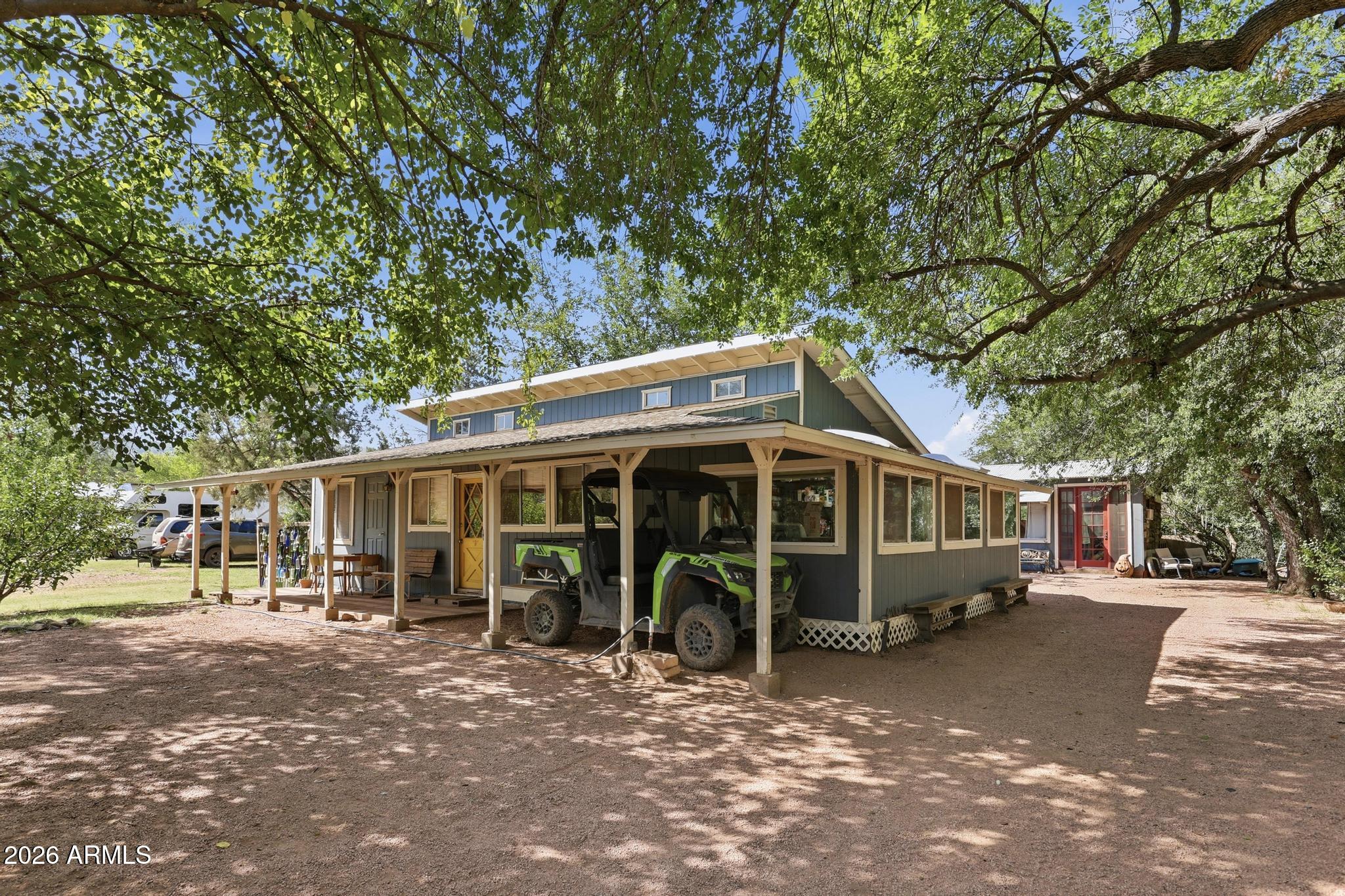 342 E WINDY Way