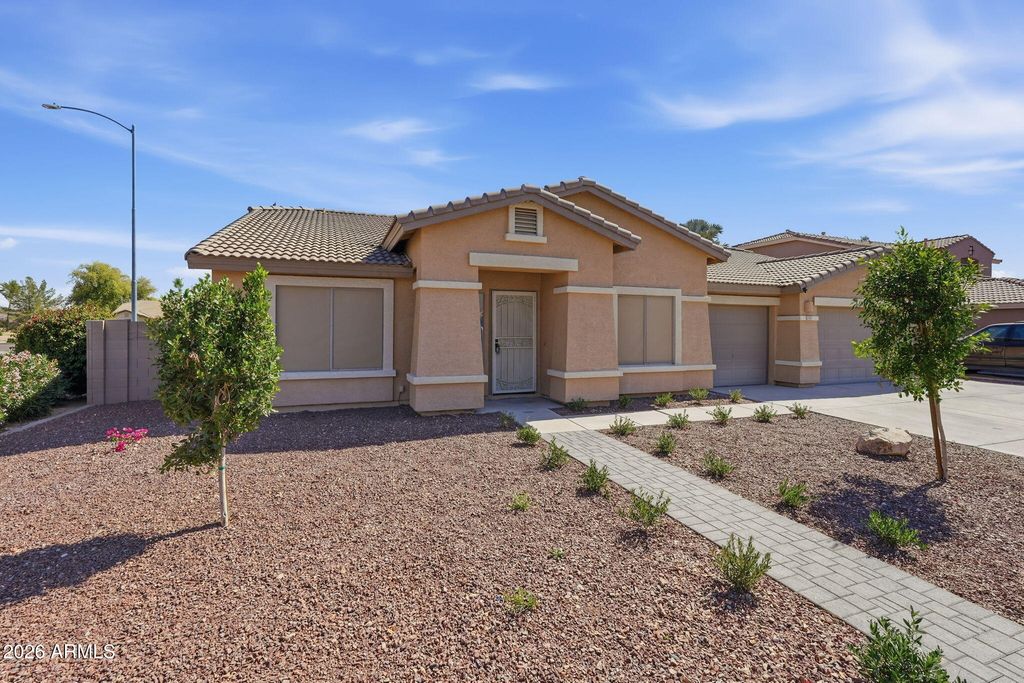 Photo of 20457 N 87th Drive, Peoria, AZ 85382 (MLS # 6994604)