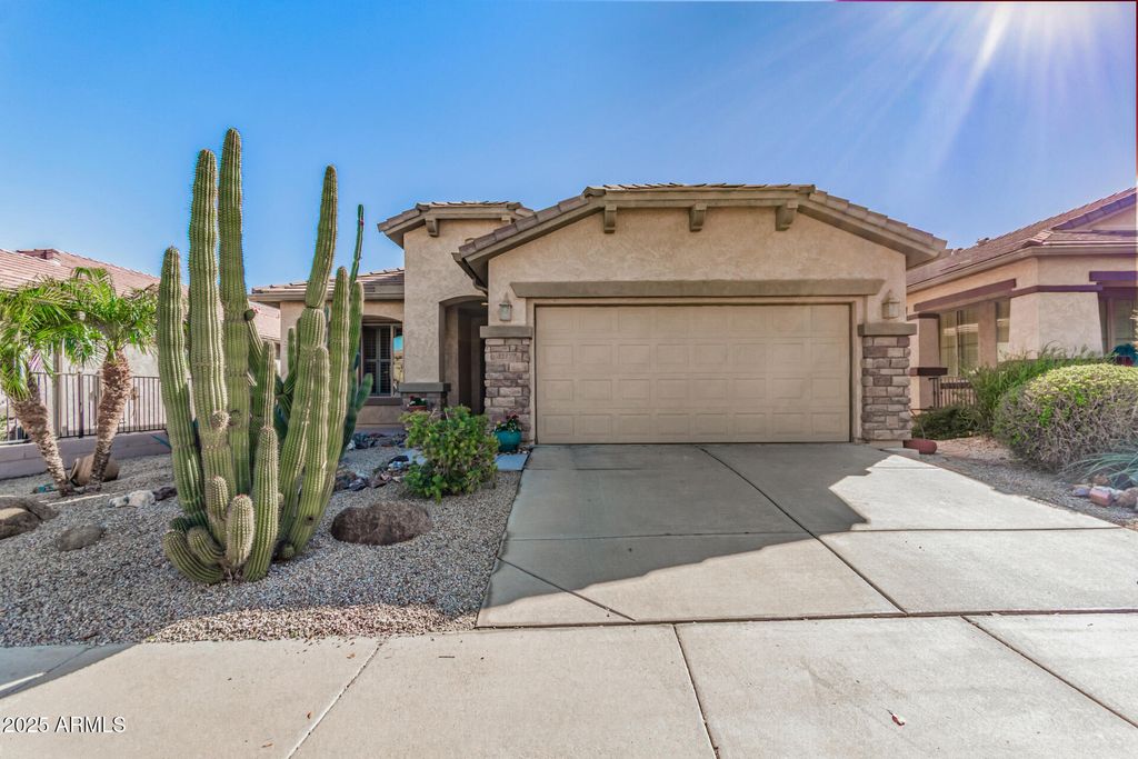 Photo of 32177 N Echo Canyon Road, San Tan Valley, AZ 85143 (MLS # 6952770)