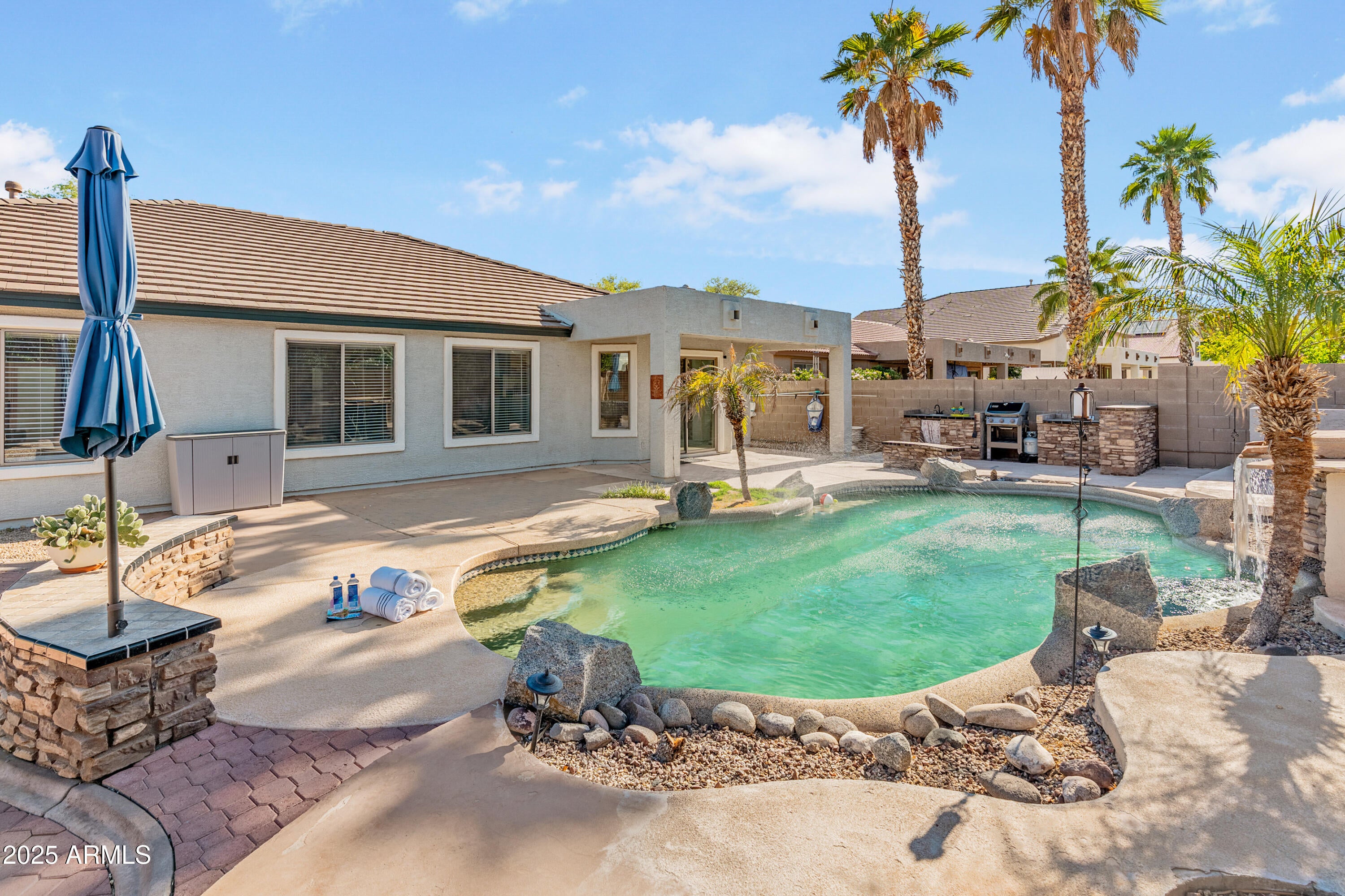 13630 W REDFIELD Road