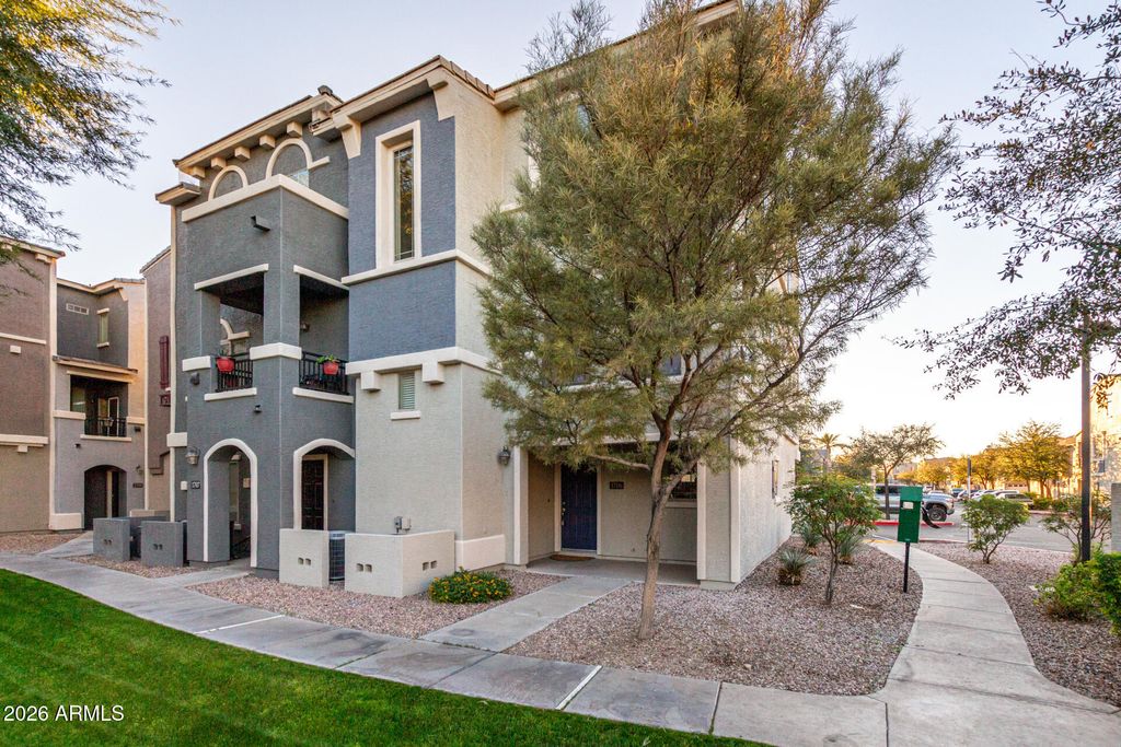 Photo of 2402 E 5th Street #1706, Tempe, AZ 85288 (MLS # 6966549)