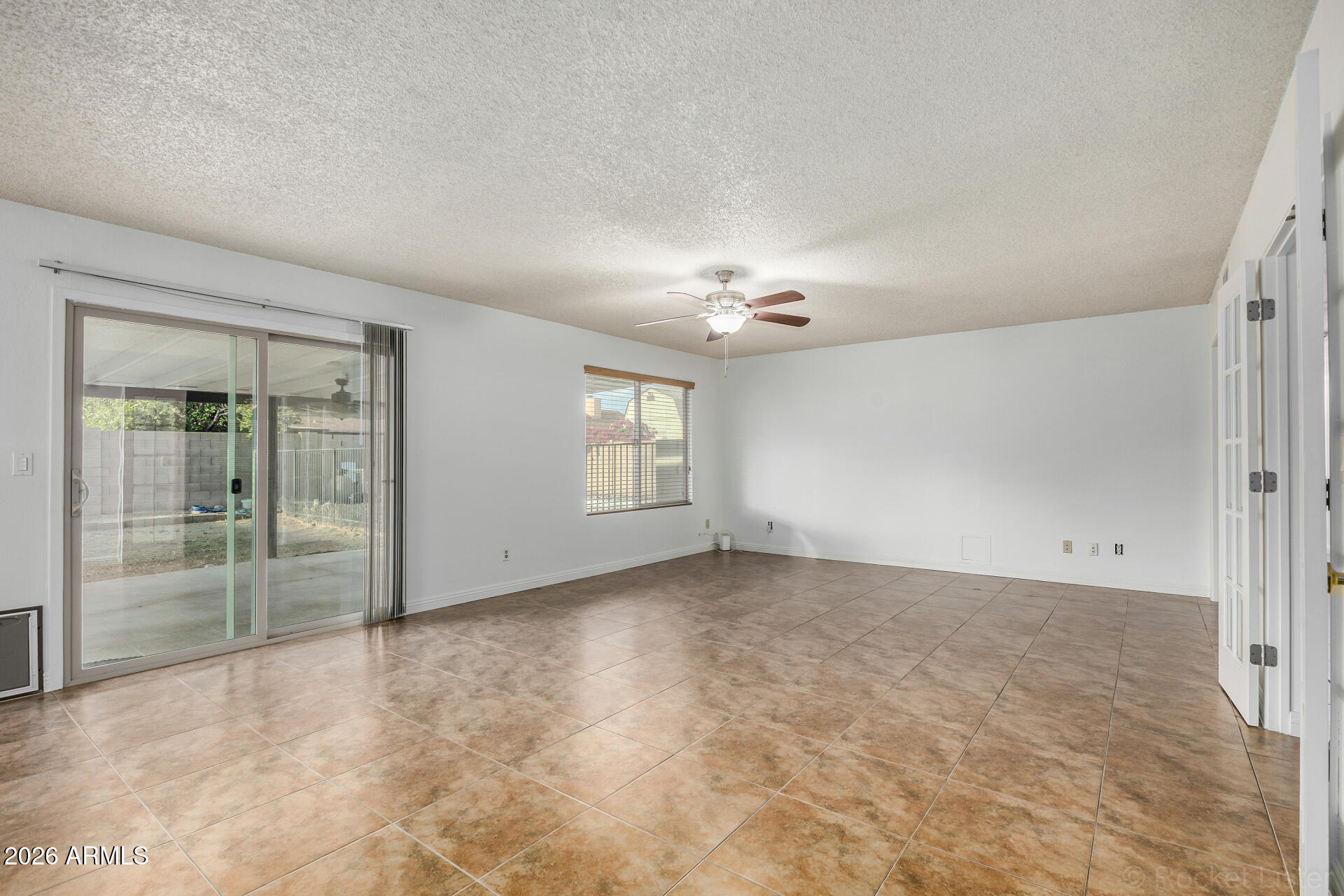 5626 W BLUEFIELD Avenue