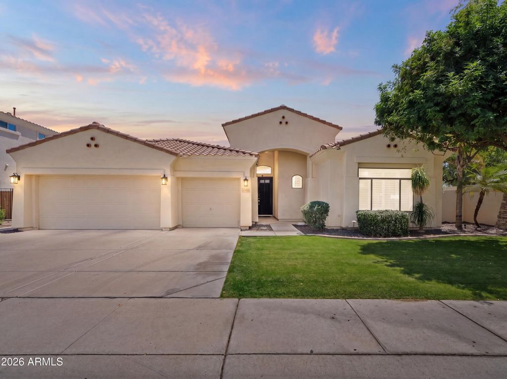 Photo of 4351 S Purple Sage Place, Chandler, AZ 85248 (MLS # 7017889)