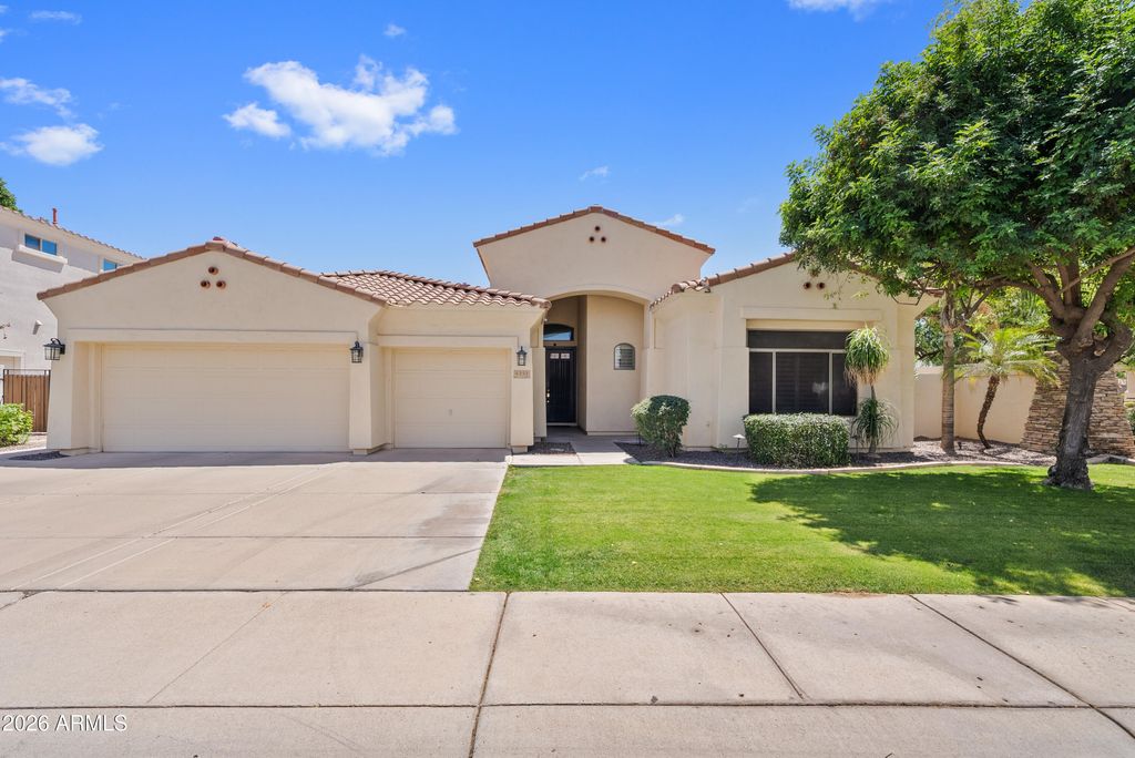 Photo of 4351 S Purple Sage Place, Chandler, AZ 85248 (MLS # 7017889)
