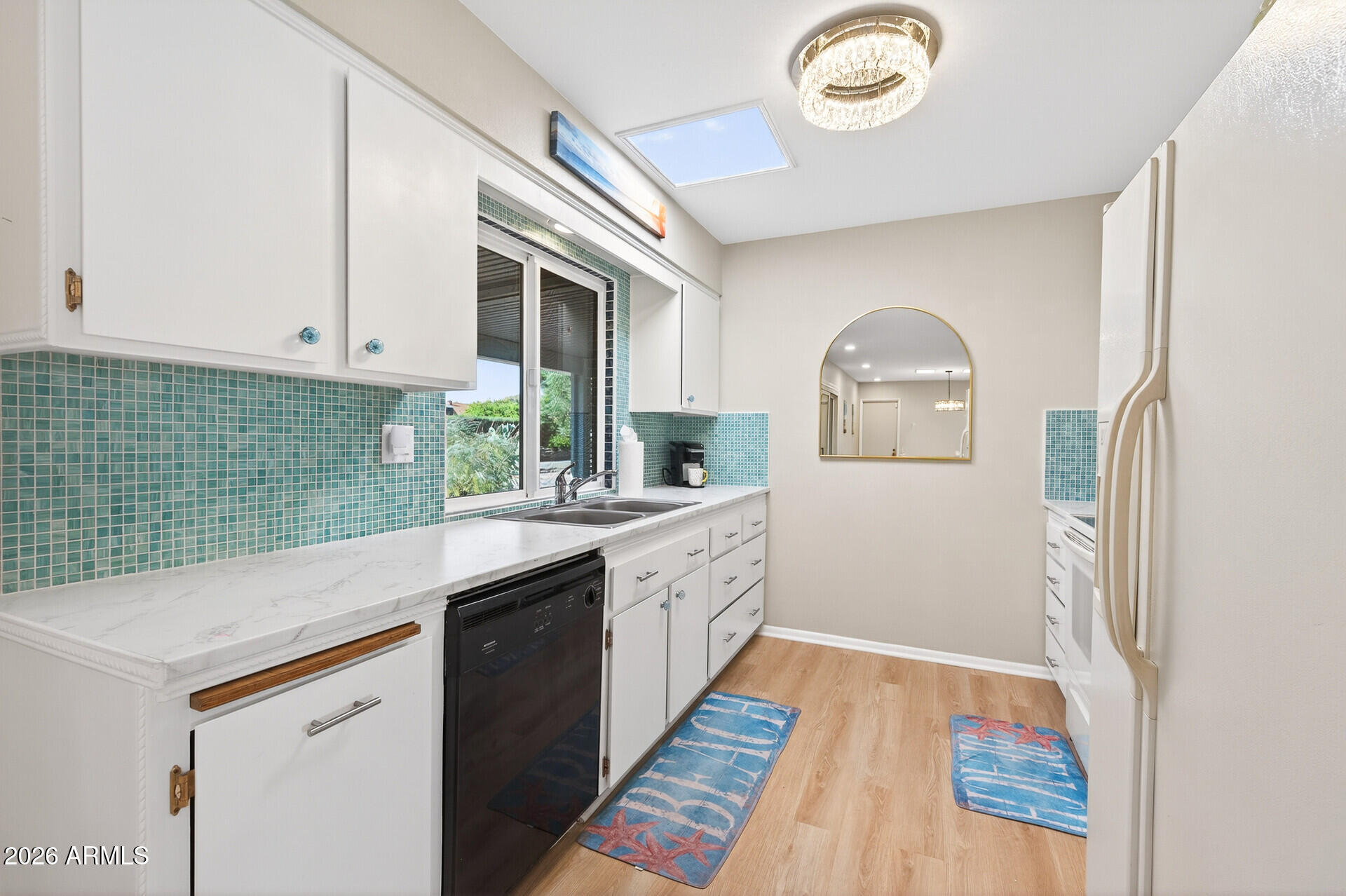 9240 W HIDDEN VALLEY Lane