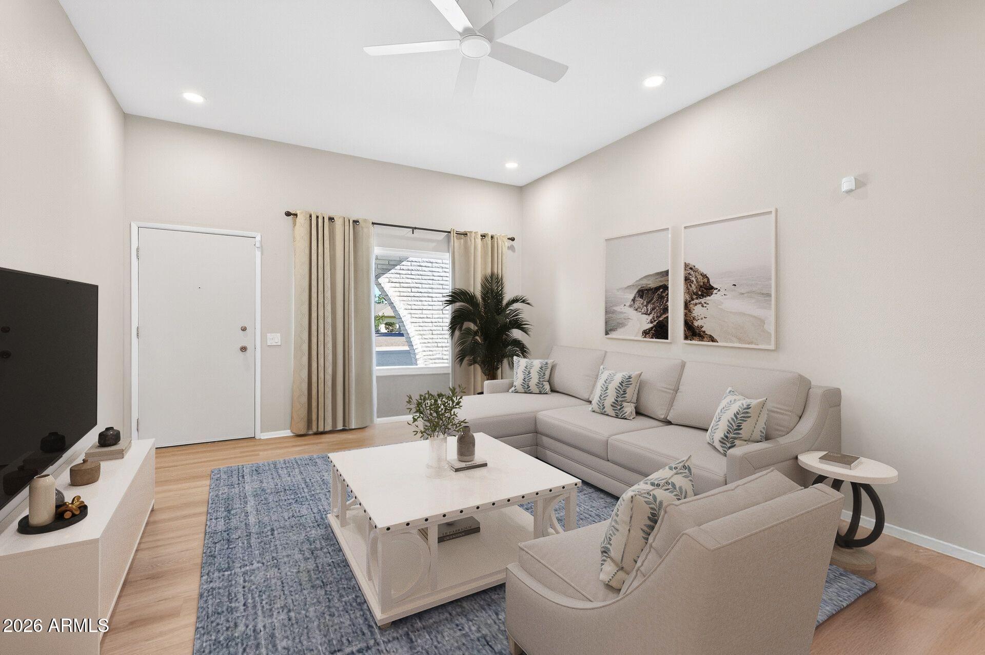 9240 W HIDDEN VALLEY Lane