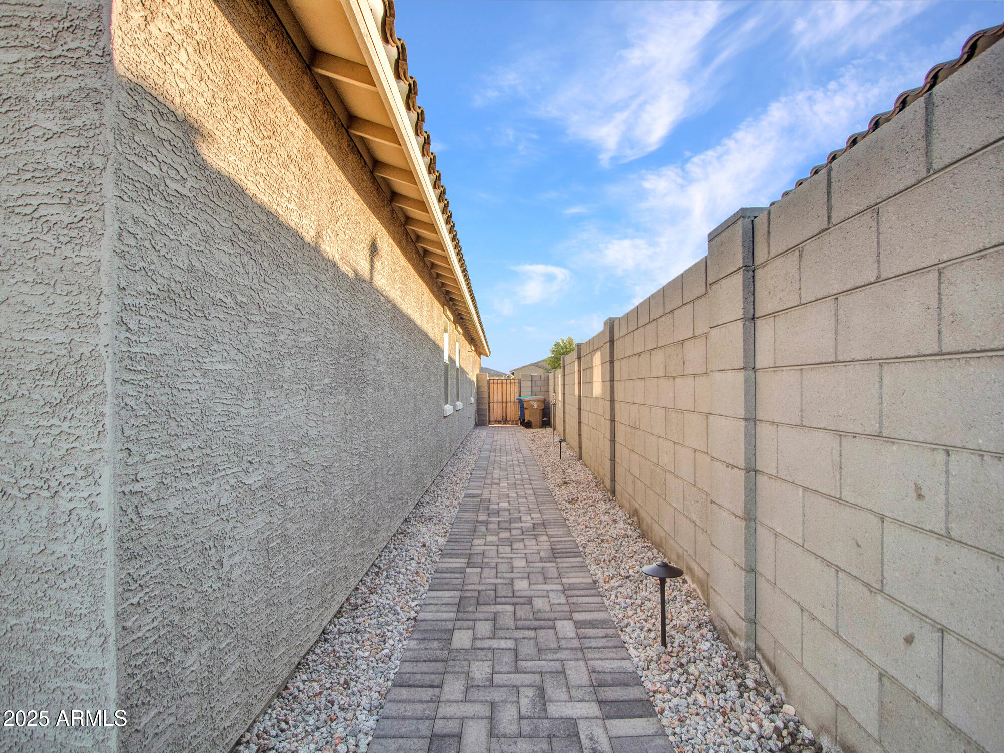 Litchfield Park, Arizona 85340, United States, 4 Bedrooms Bedrooms, ,3 BathroomsBathrooms,Residential,Active,232585