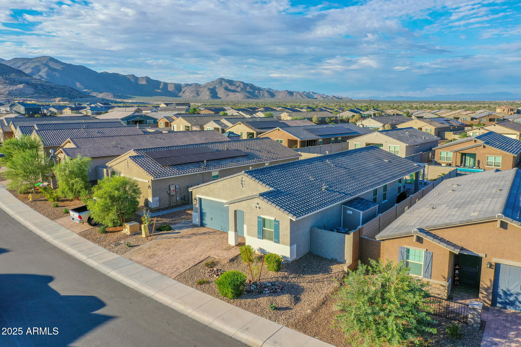 Litchfield Park, Arizona 85340, United States, 4 Bedrooms Bedrooms, ,3 BathroomsBathrooms,Residential,Active,232585
