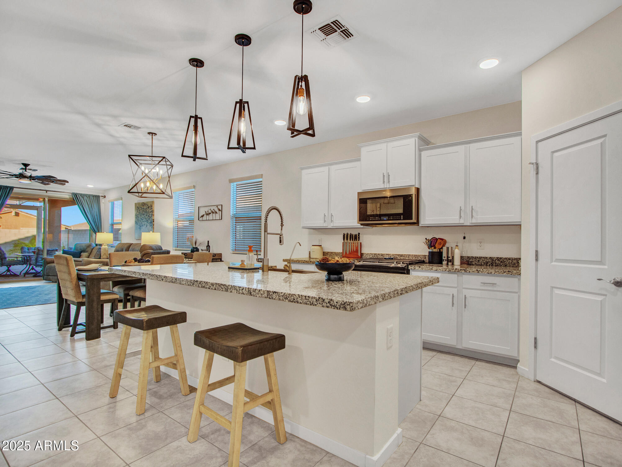 19916 W BADGETT Lane