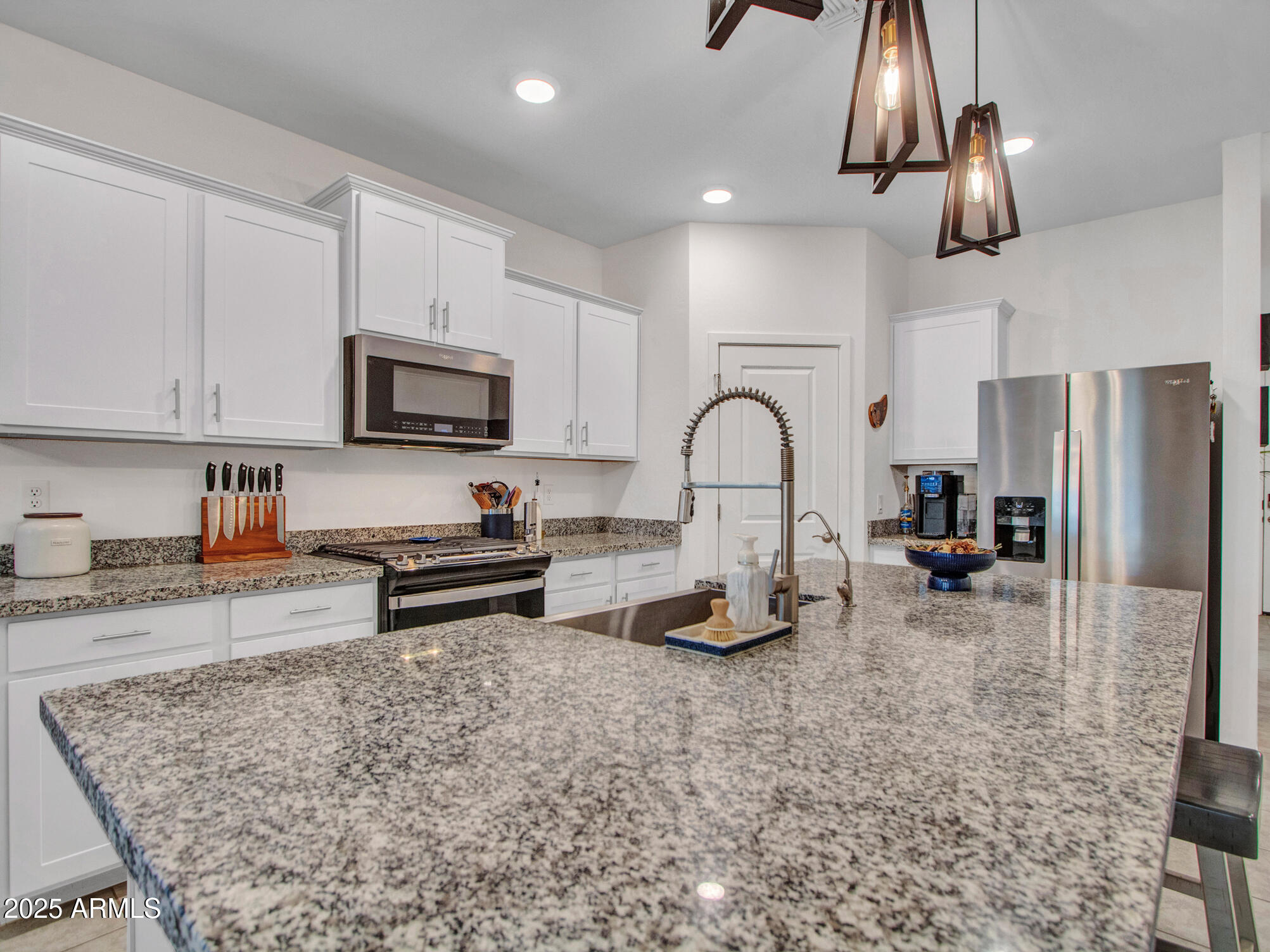 Litchfield Park, Arizona 85340, United States, 4 Bedrooms Bedrooms, ,3 BathroomsBathrooms,Residential,Active,232585