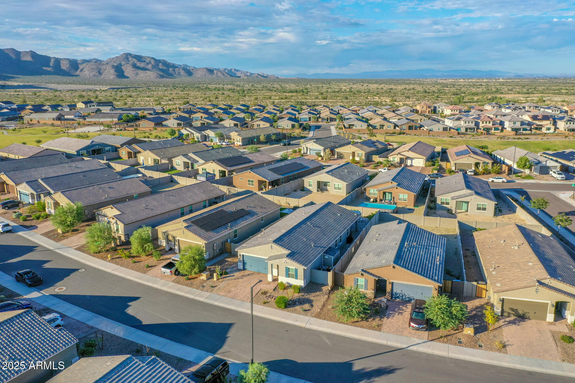 Litchfield Park, Arizona 85340, United States, 4 Bedrooms Bedrooms, ,3 BathroomsBathrooms,Residential,Active,232585
